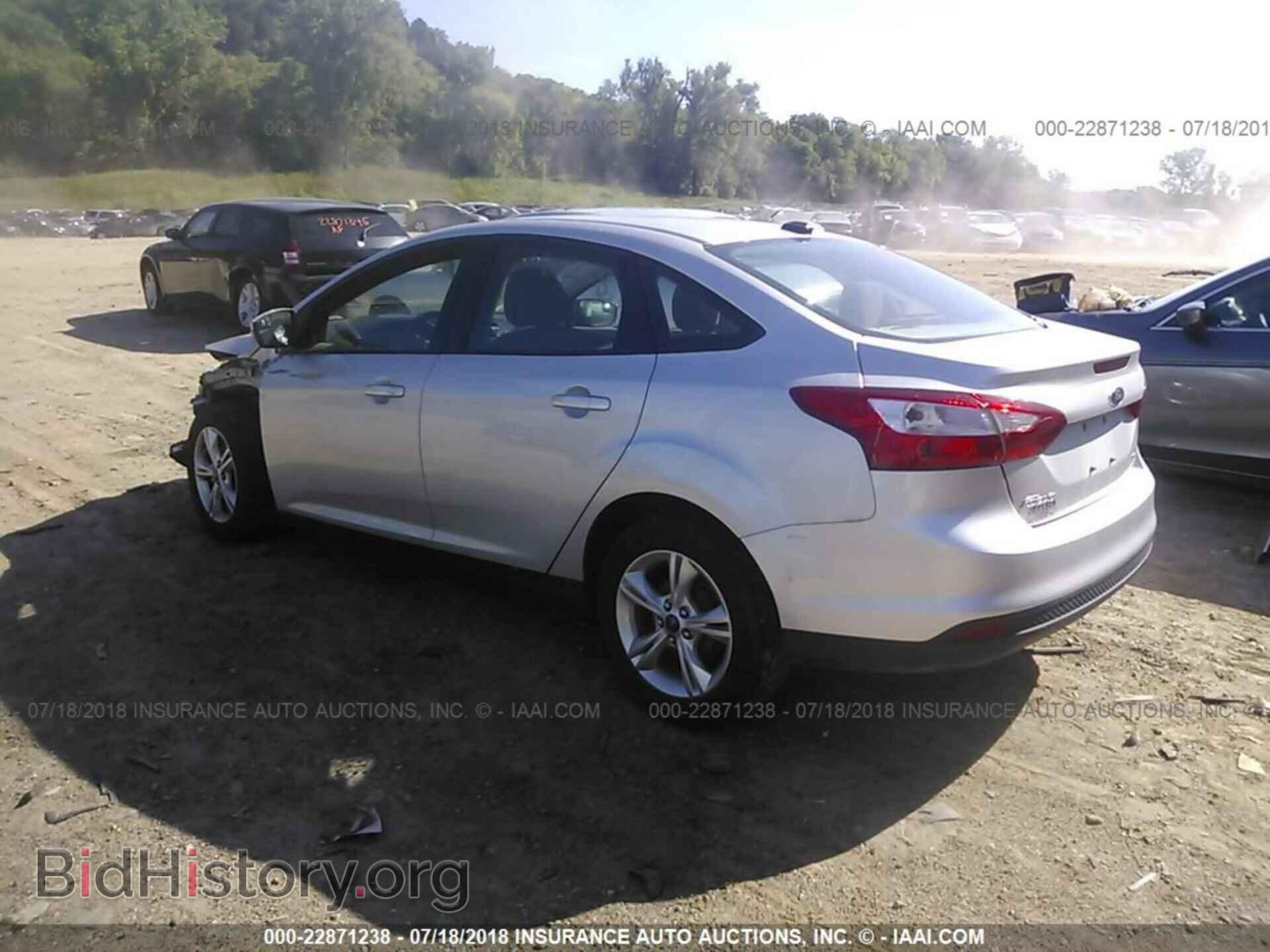 2013 Ford Focus - VIN: 1FADP3F25DL264851 - Photo 3