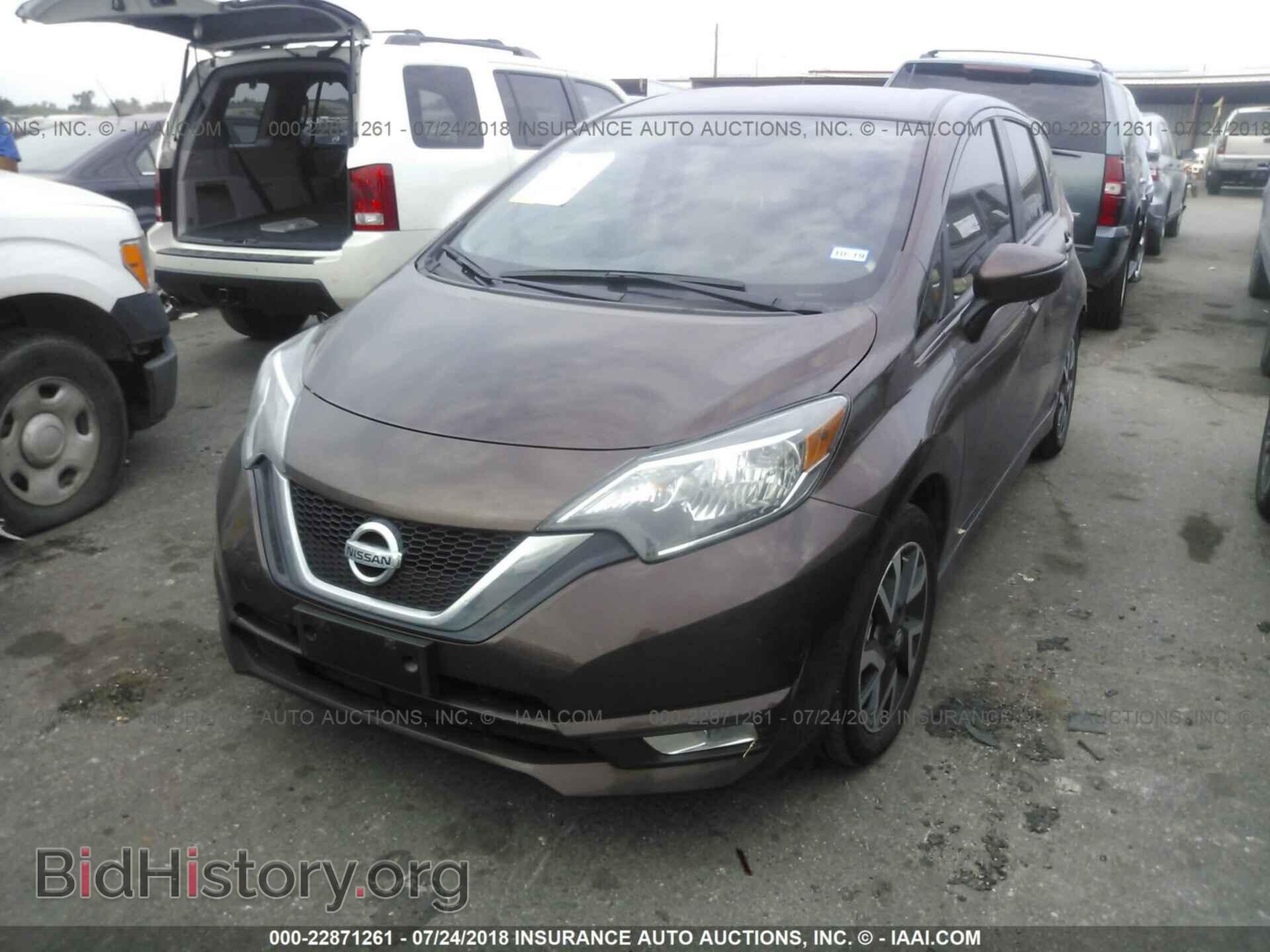 2017 Nissan Versa note - VIN: 3N1CE2CP0HL375603 - Фото 2