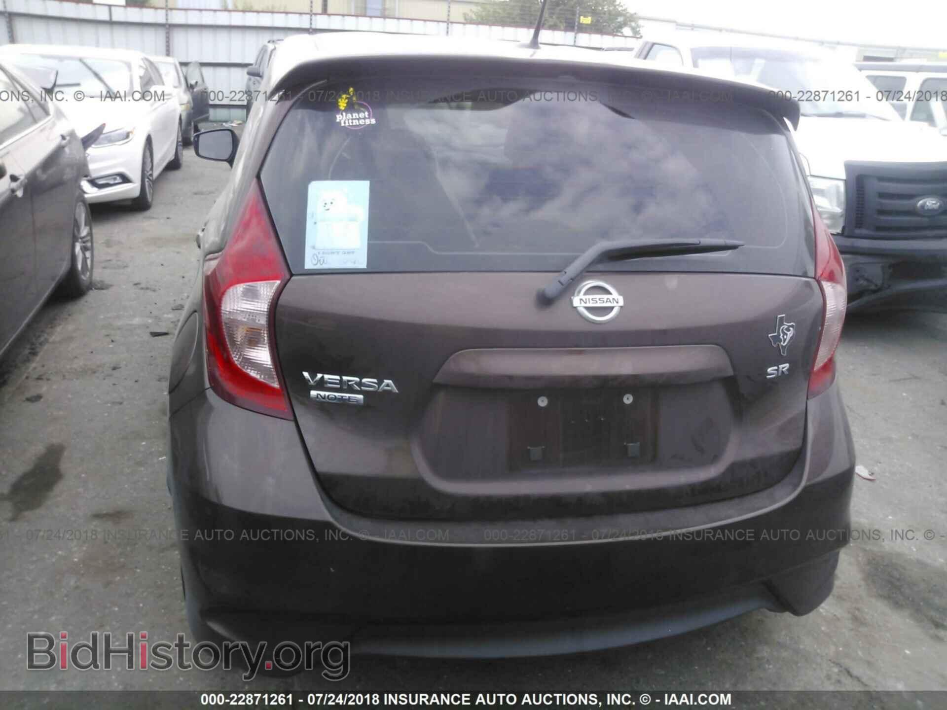 2017 Nissan Versa note - VIN: 3N1CE2CP0HL375603 - Фото 6