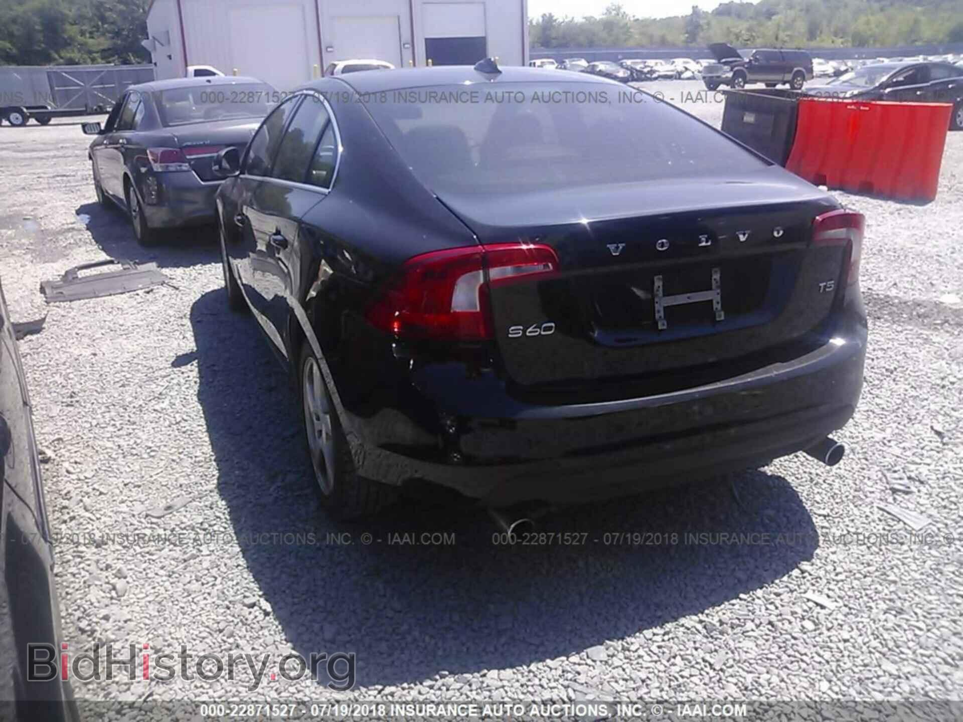 2013 Volvo S60 - VIN: YV1612FSXD1215231 - Фото 3