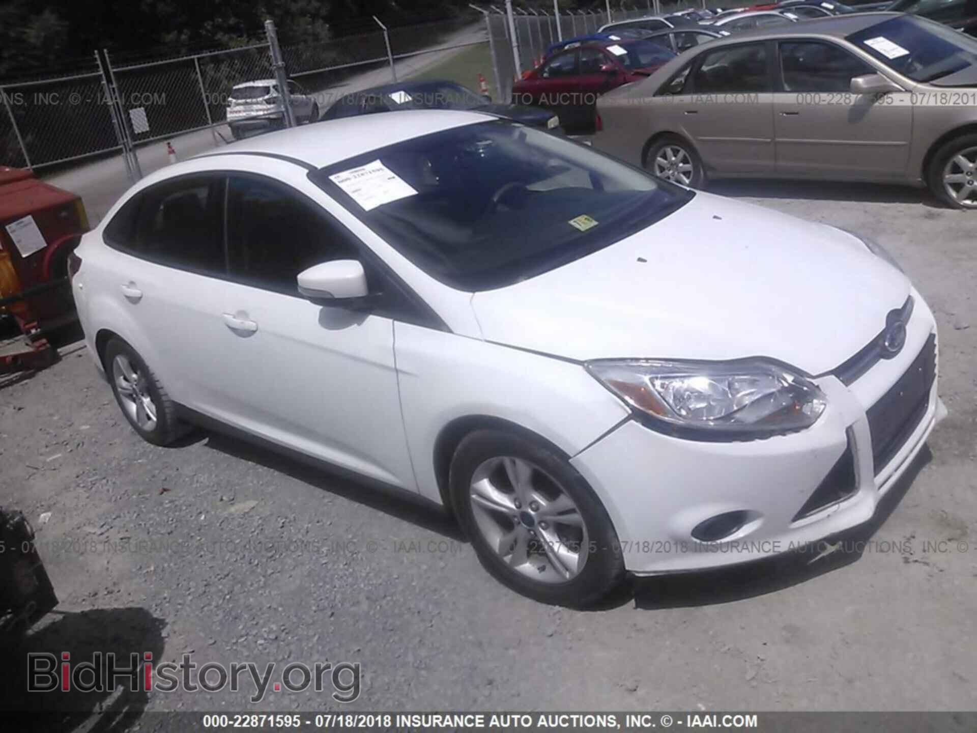 Photo 1FADP3F28EL411987 - Ford Focus 2014
