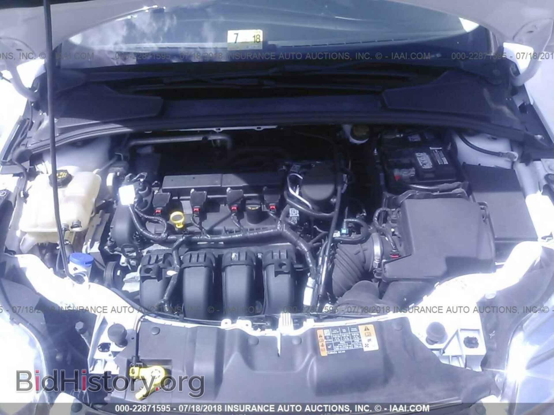 2014 Ford Focus - VIN: 1FADP3F28EL411987 - Photo 10