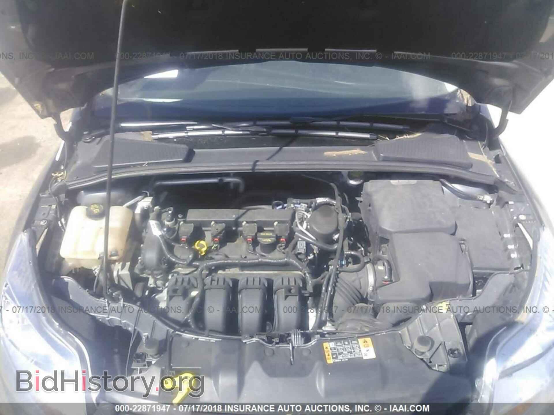 2014 Ford Focus - VIN: 1FADP3K21EL354022 - Photo 10