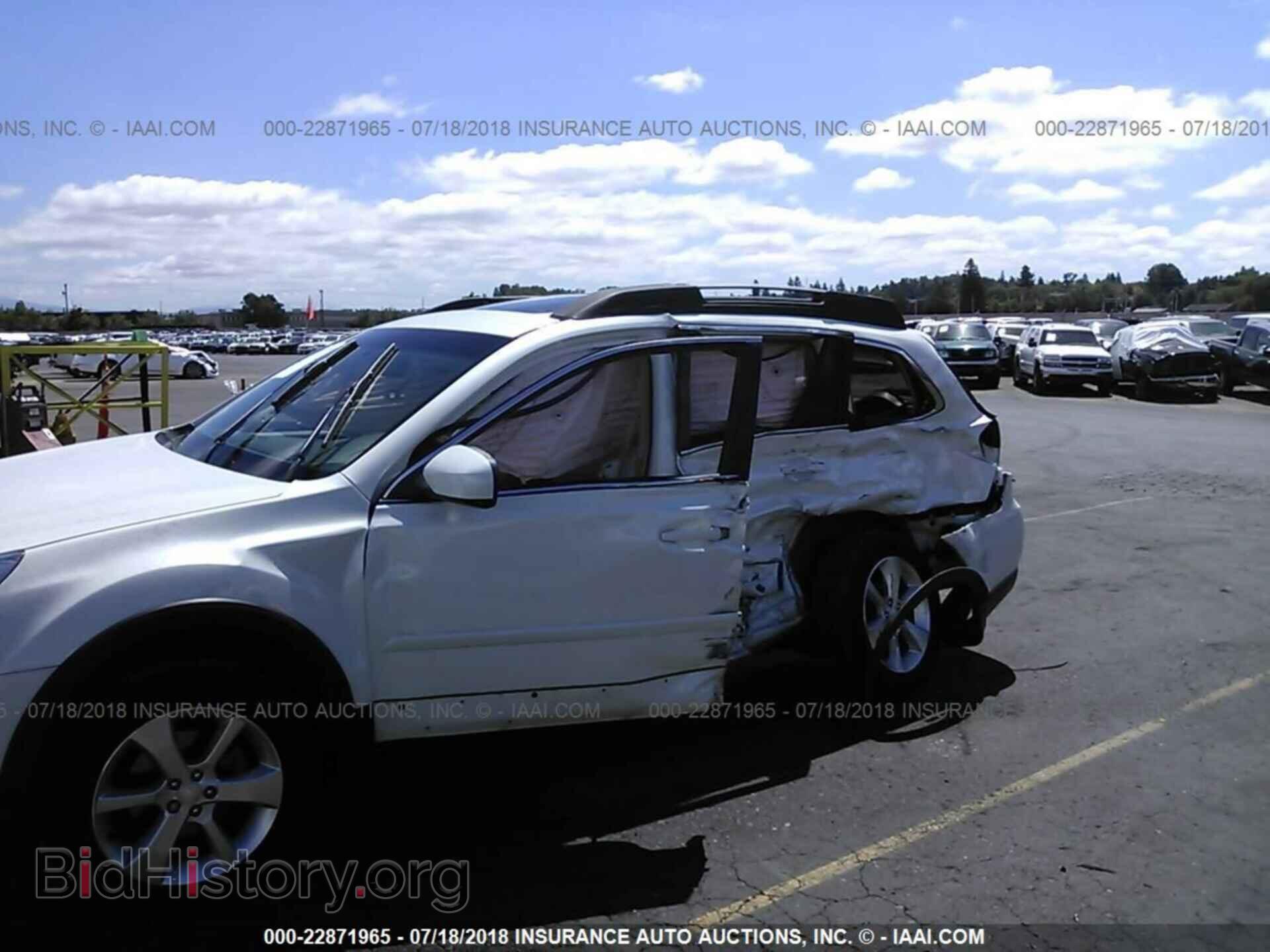 2014 Subaru Outback - VIN: 4S4BRBLC2E3305811 - Фото 6