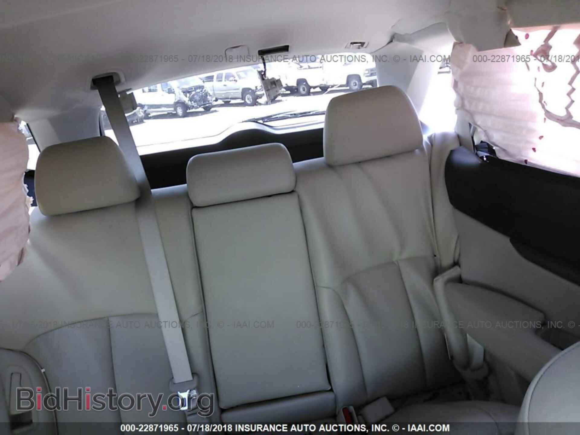 2014 Subaru Outback - VIN: 4S4BRBLC2E3305811 - Фото 8