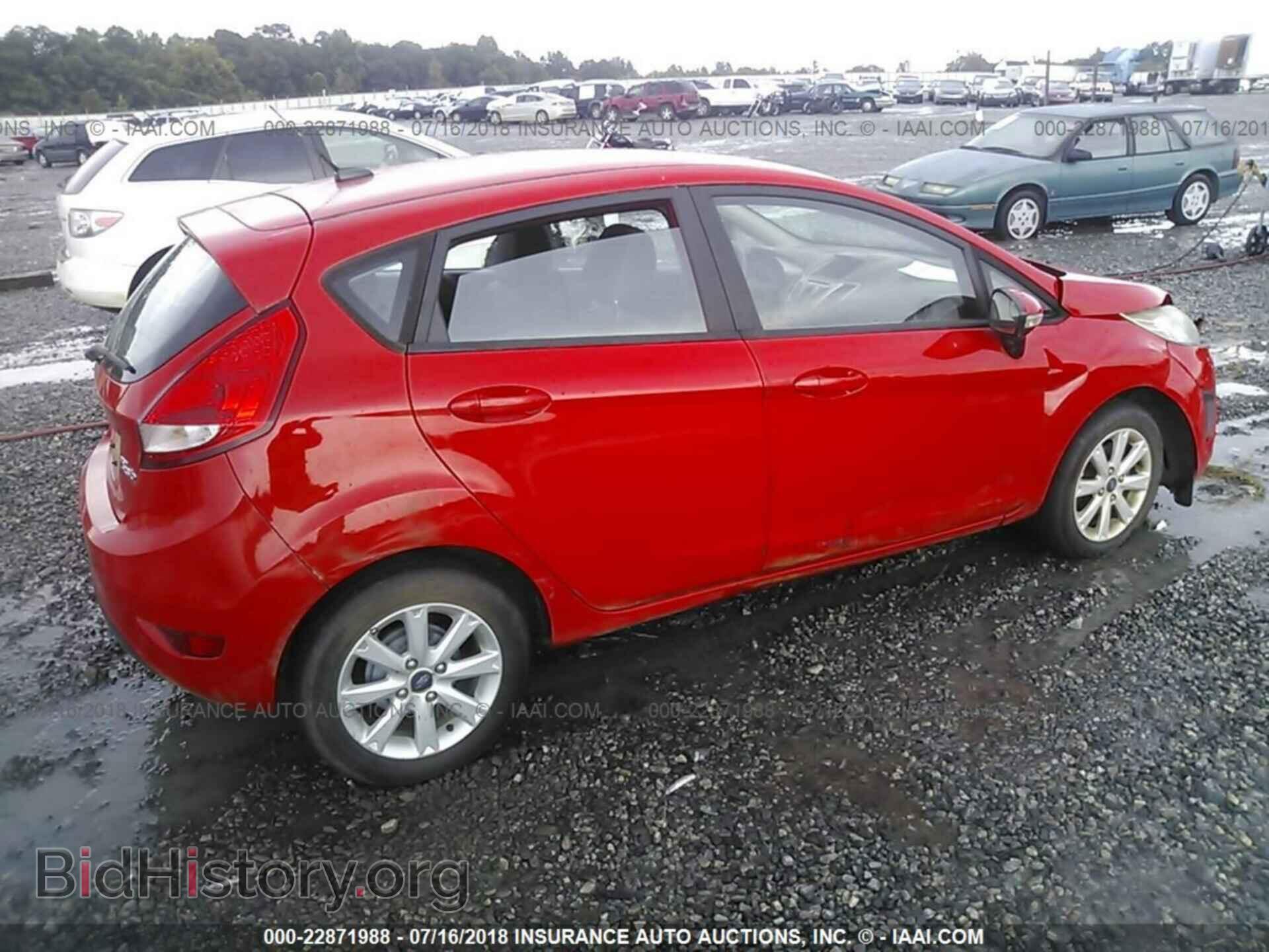 2013 Ford Fiesta - VIN: 3FADP4EJ2DM113723 - Фото 4