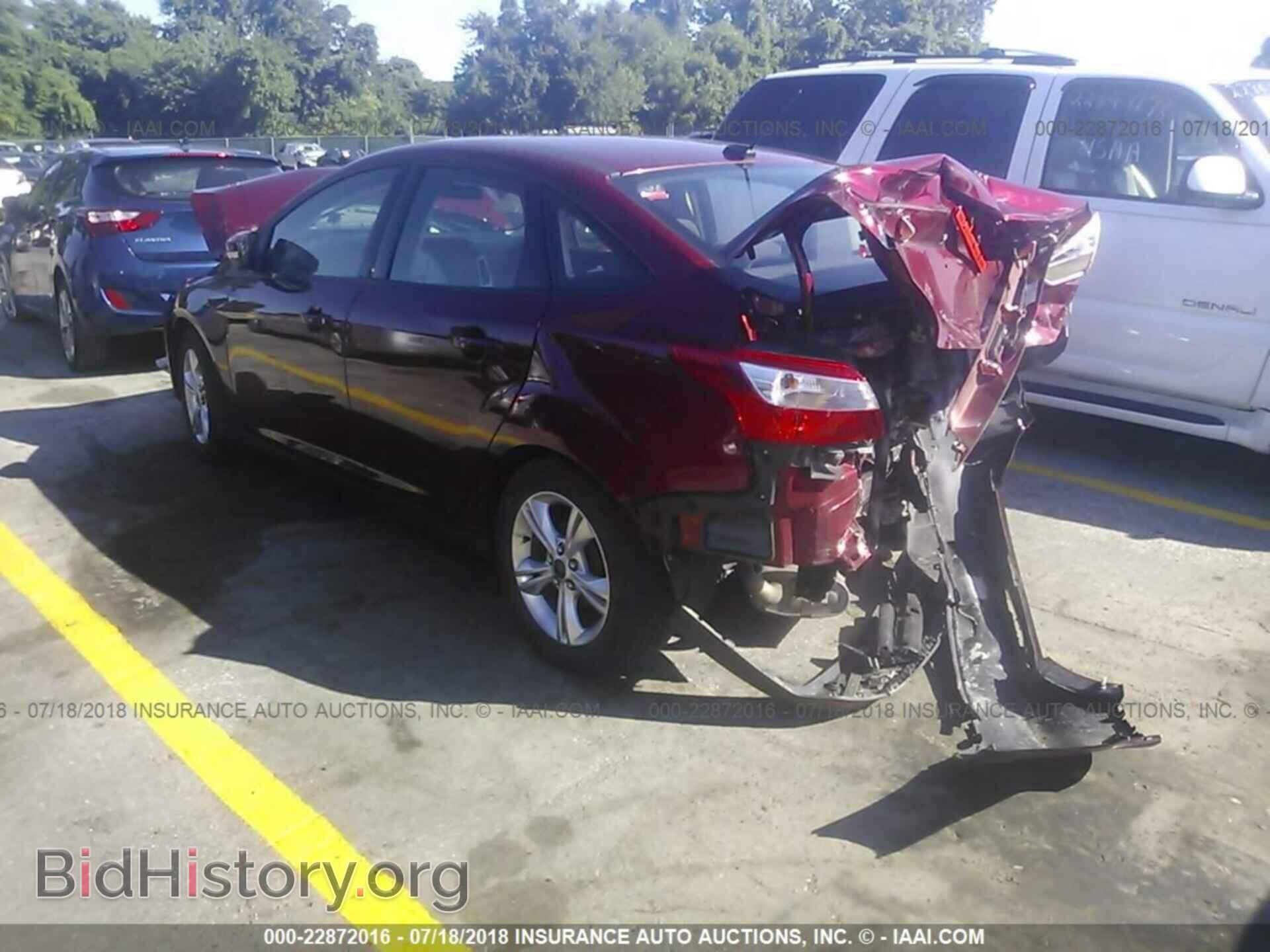 2014 Ford Focus - VIN: 1FADP3F20EL204445 - Photo 3