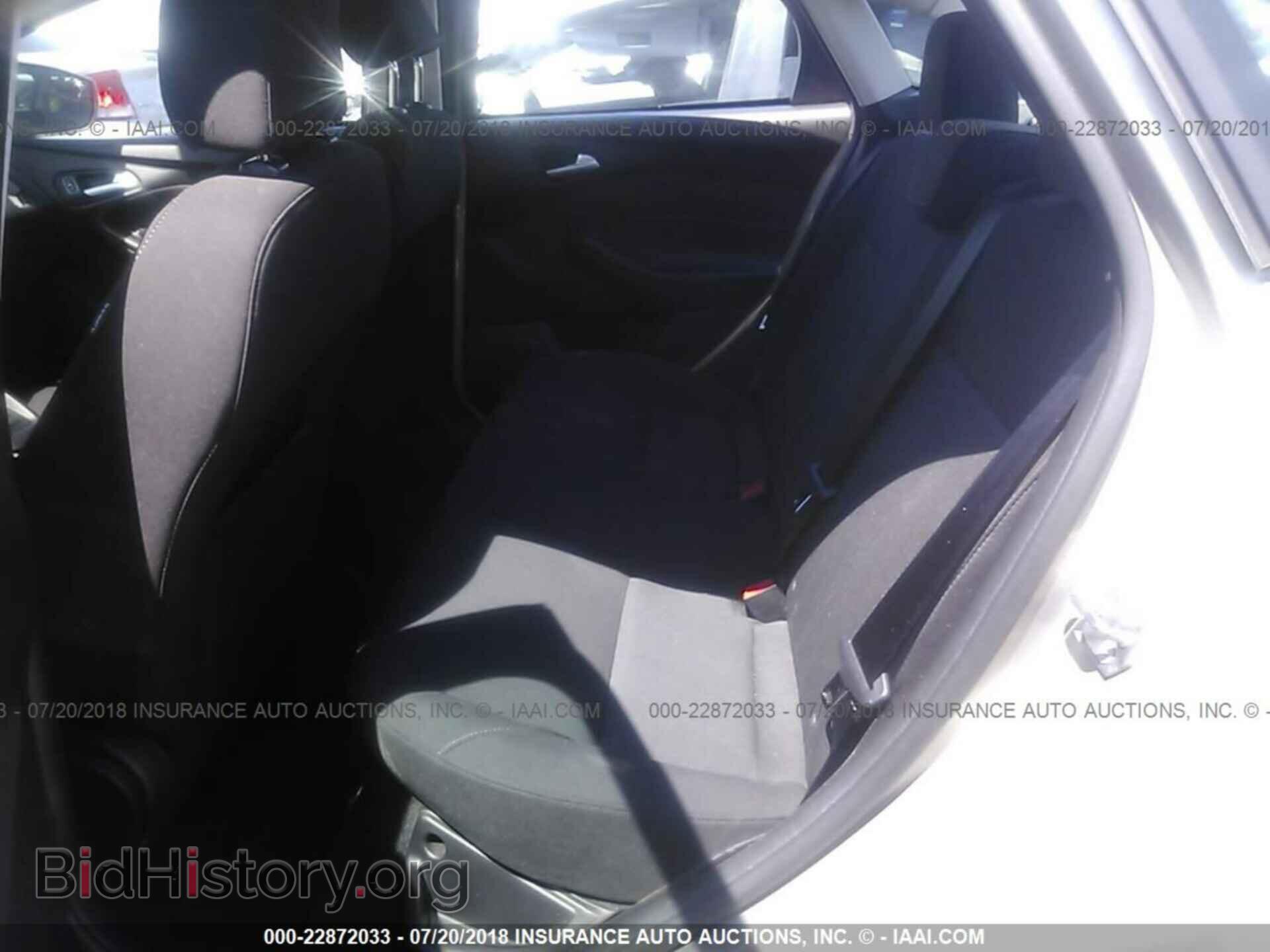 2015 Ford Focus - VIN: 1FADP3F26FL237970 - Photo 8