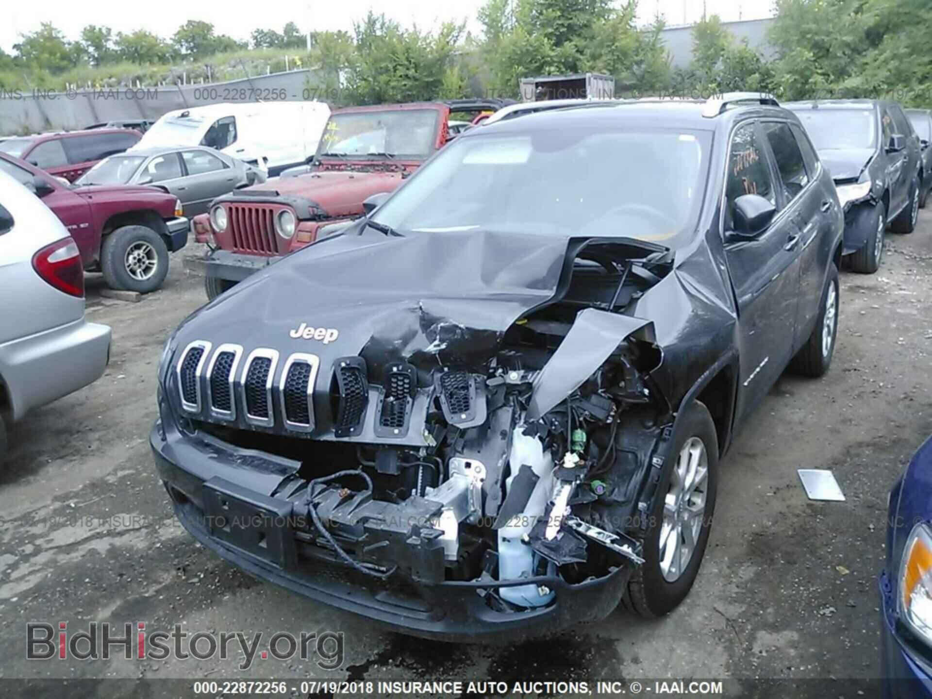 2015 Jeep Cherokee - VIN: 1C4PJMCS7FW774252 - Photo 2