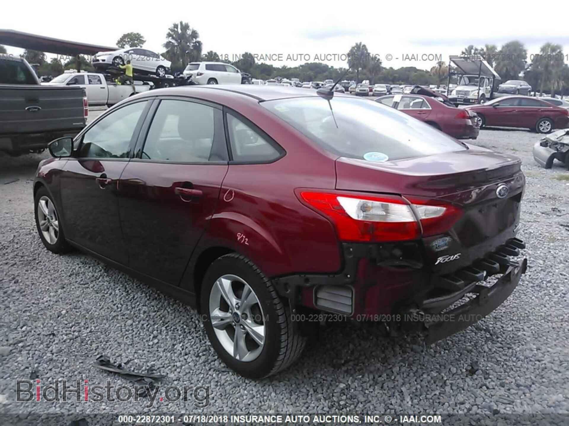 2014 Ford Focus - VIN: 1FADP3F28EL105808 - Фото 3