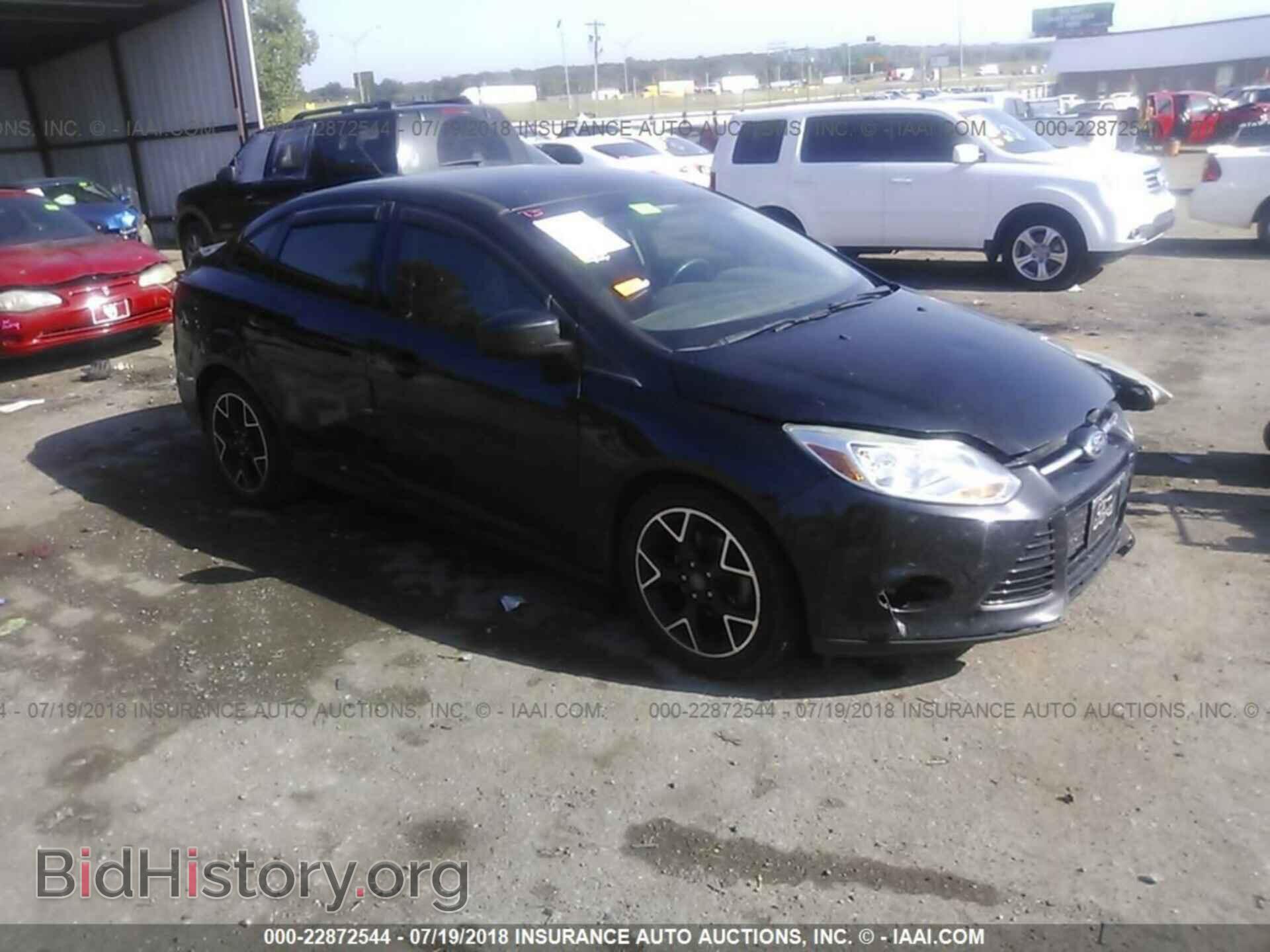 Photo 1FAHP3F25CL154057 - Ford Focus 2012