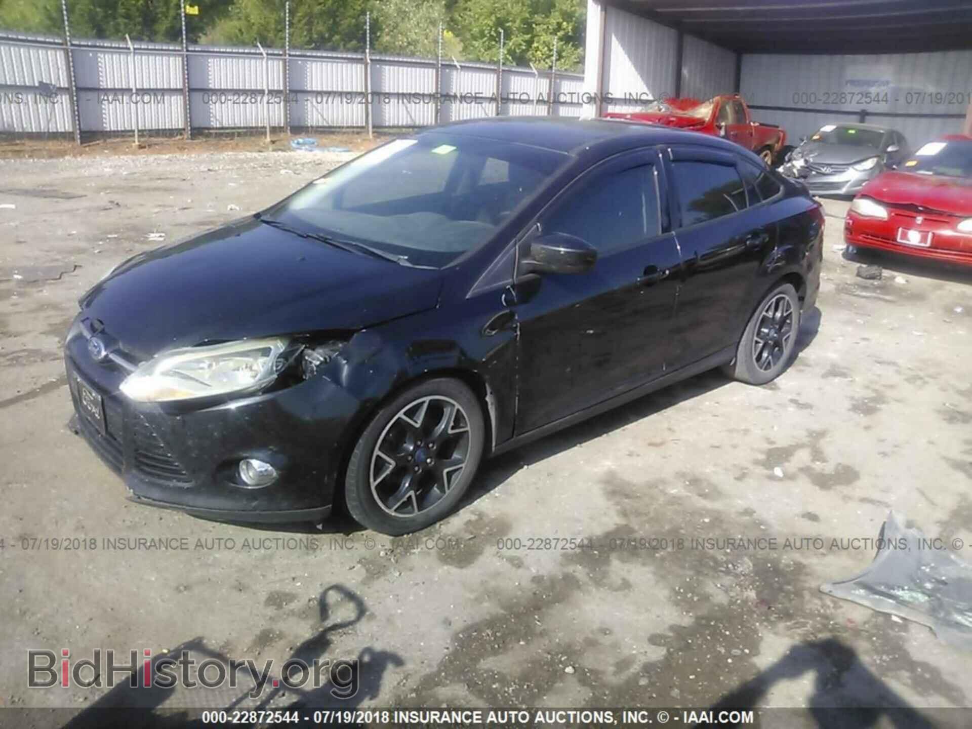 2012 Ford Focus - VIN: 1FAHP3F25CL154057 - Photo 2