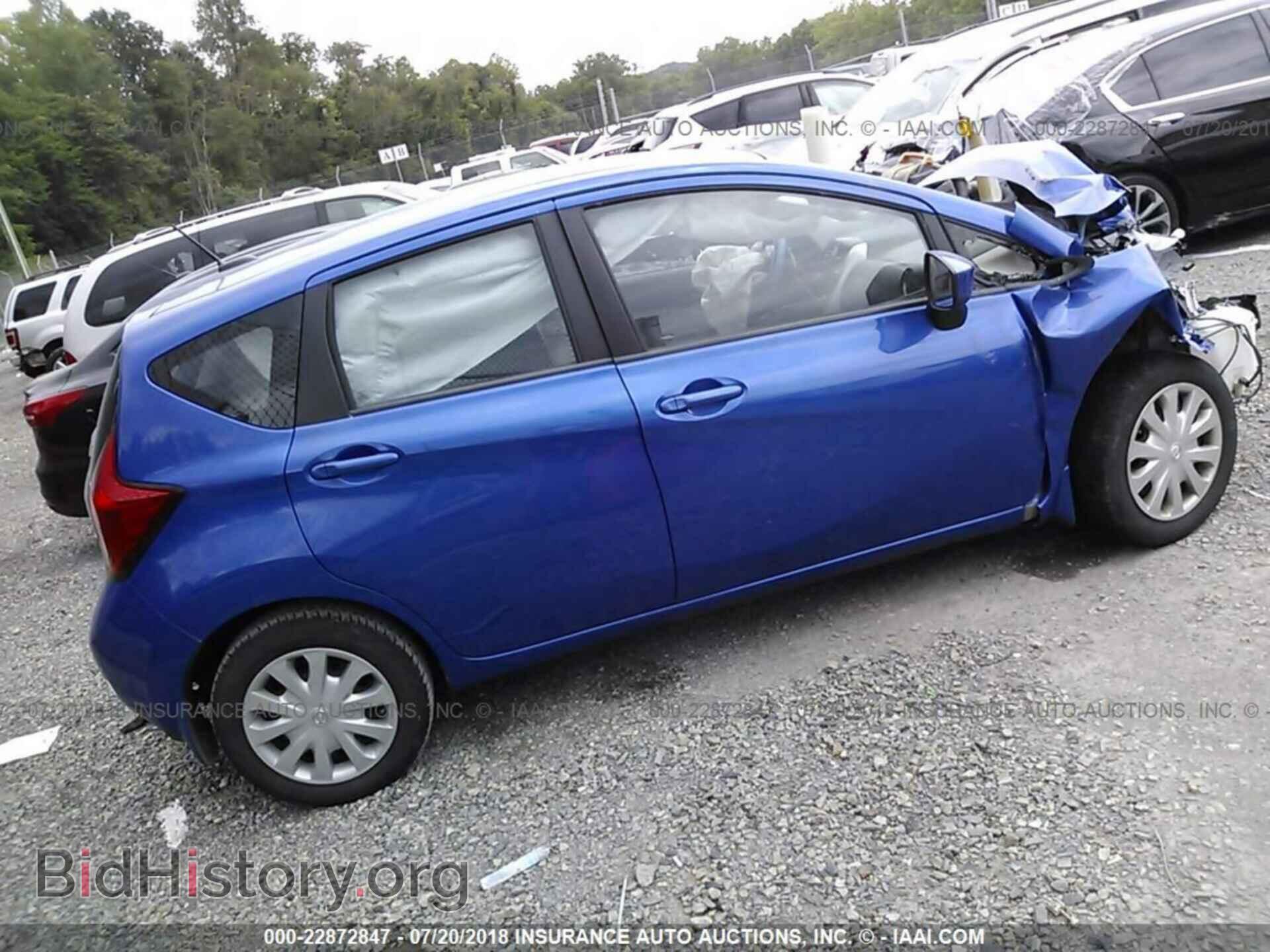 2015 Nissan Versa note - VIN: 3N1CE2CP8FL434877 - Photo 4