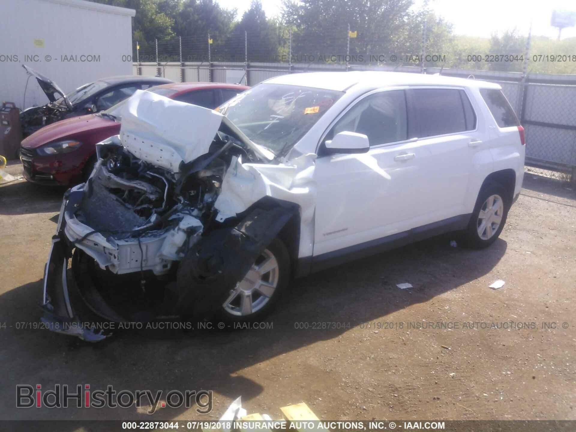 2012 Gmc Terrain - VIN: 2GKFLREKXC6245582 - Photo 2