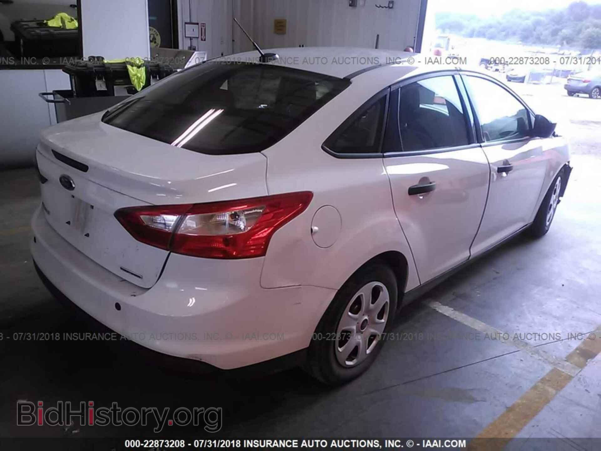 2014 Ford Focus - VIN: 1FADP3E2XEL454860 - Фото 4