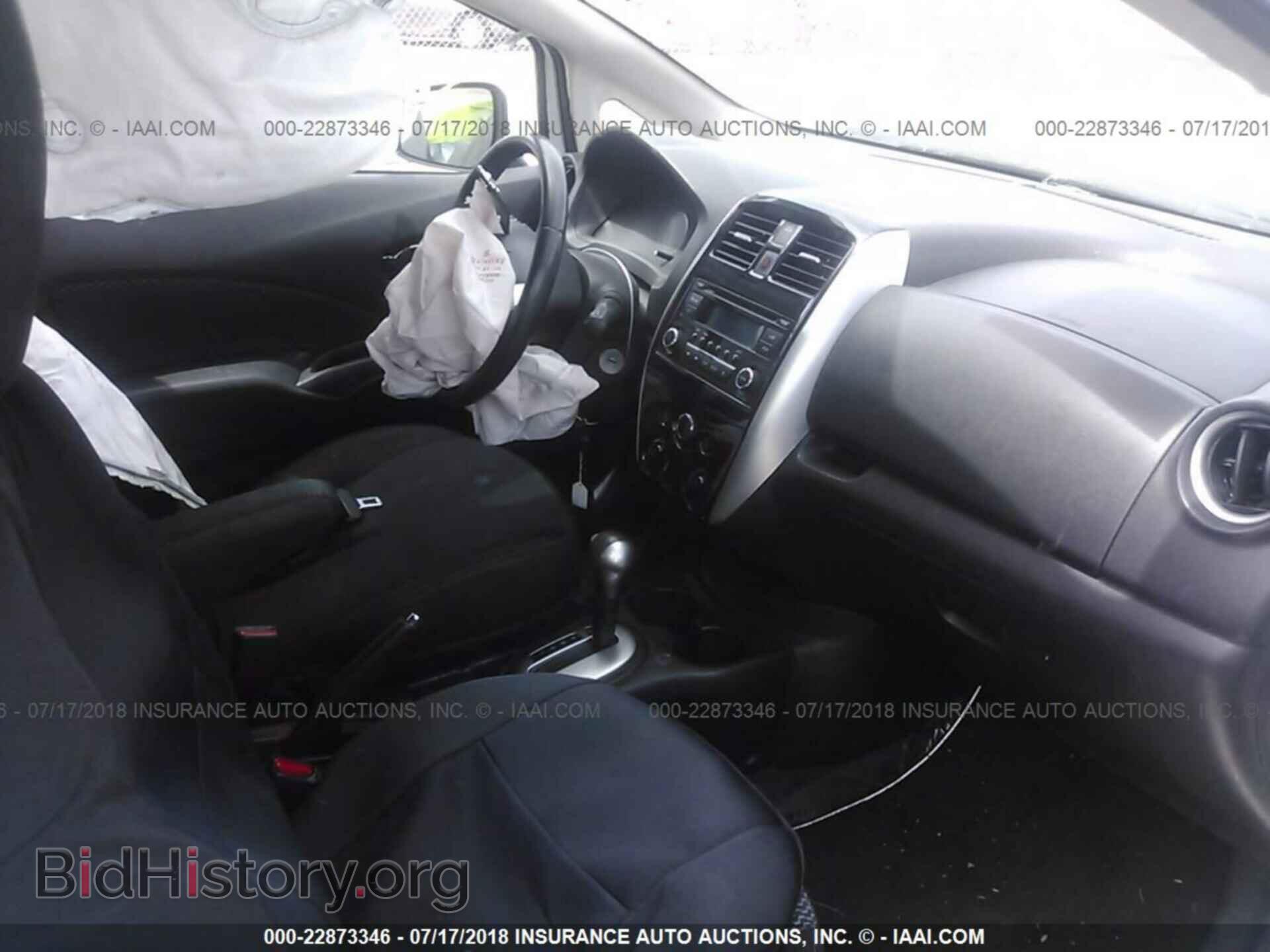 2015 Nissan Versa note - VIN: 3N1CE2CP5FL404431 - Photo 5