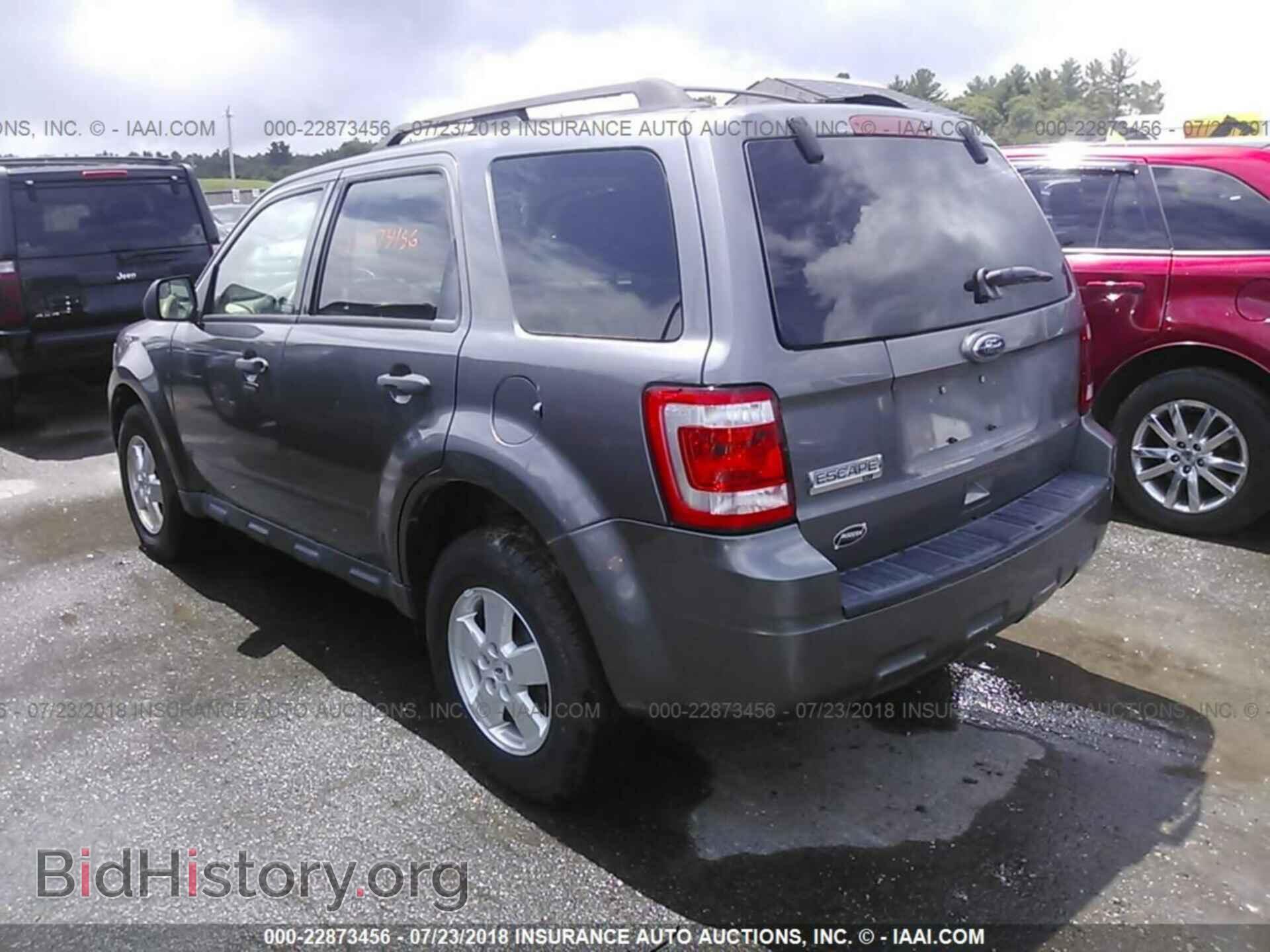 2011 Ford Escape - VIN: 1FMCU9D73BKA62430 - Photo 3