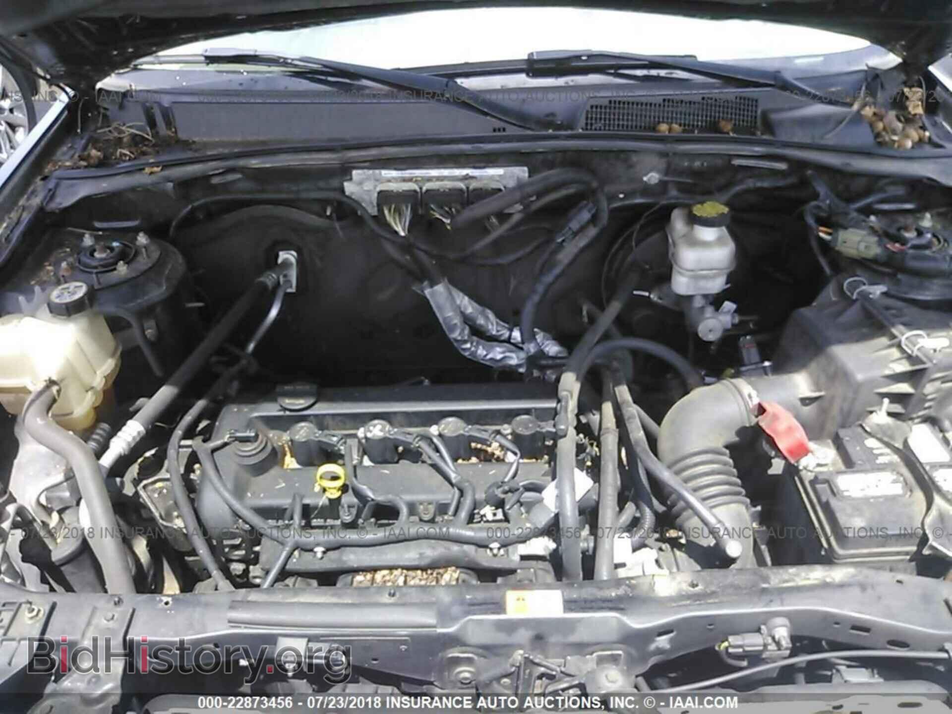 2011 Ford Escape - VIN: 1FMCU9D73BKA62430 - Photo 10