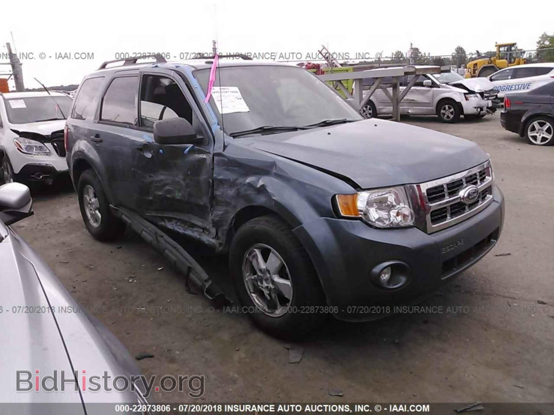 Photo 1FMCU0D73CKA06002 - Ford Escape 2012
