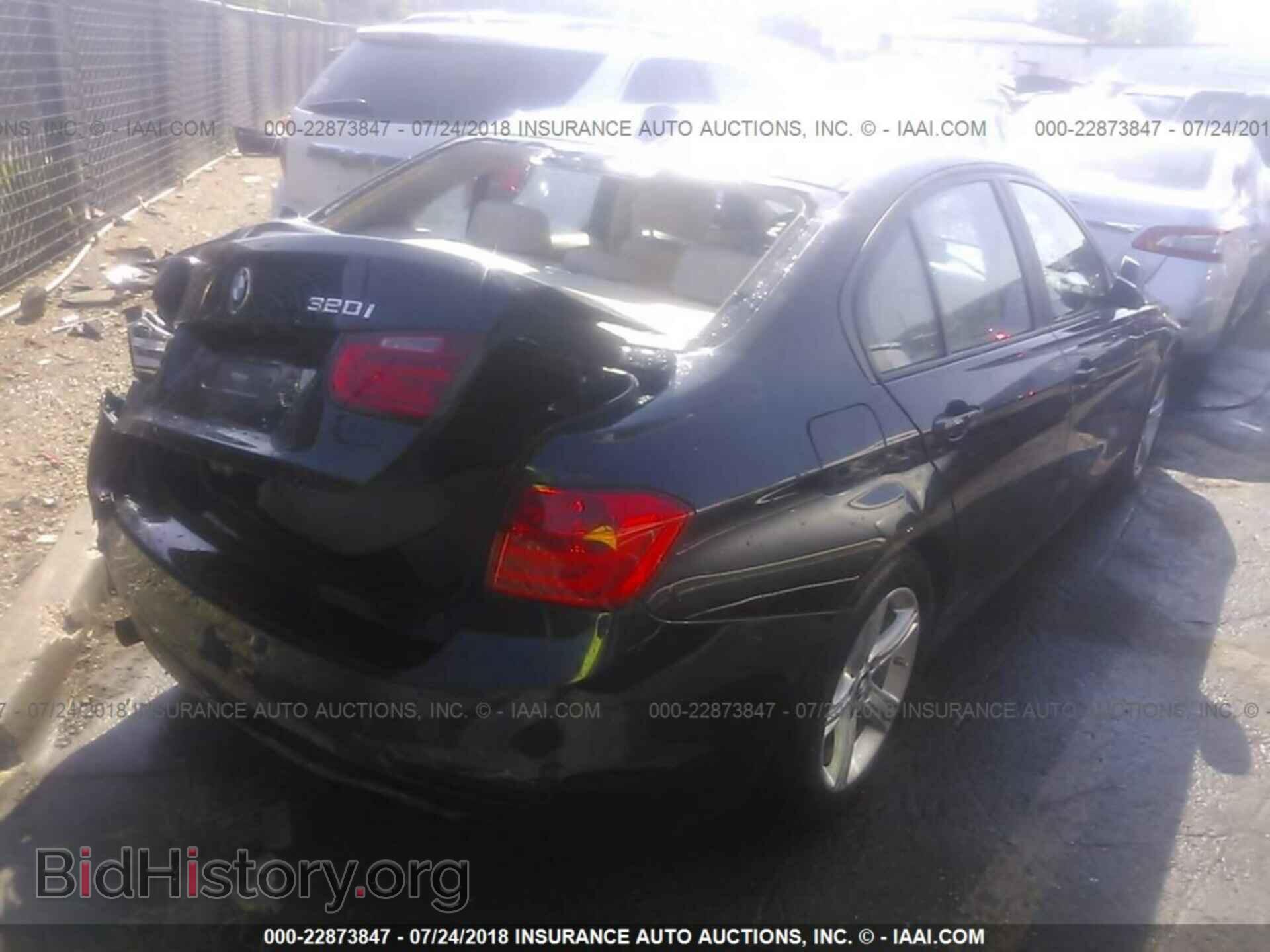 2015 Bmw 320 - VIN: WBA3B1C57FK138228 - Photo 4