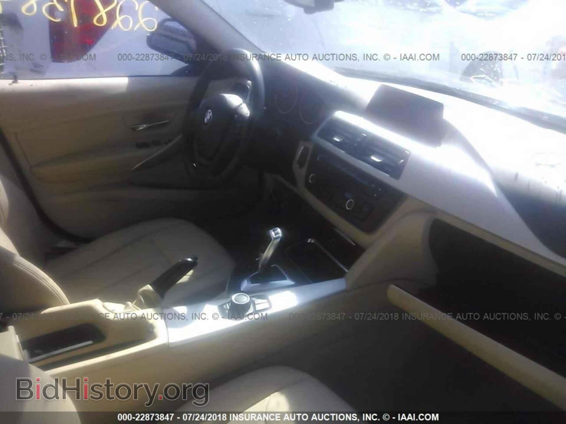 2015 Bmw 320 - VIN: WBA3B1C57FK138228 - Photo 5