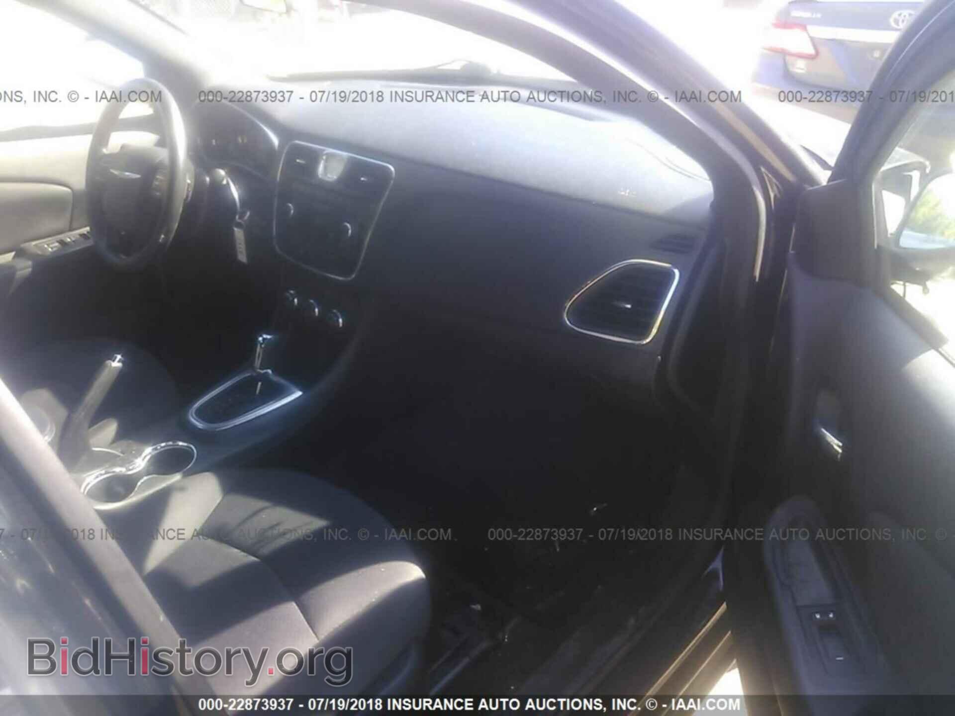 2013 Chrysler 200 - VIN: 1C3CCBAB3DN763398 - Фото 5