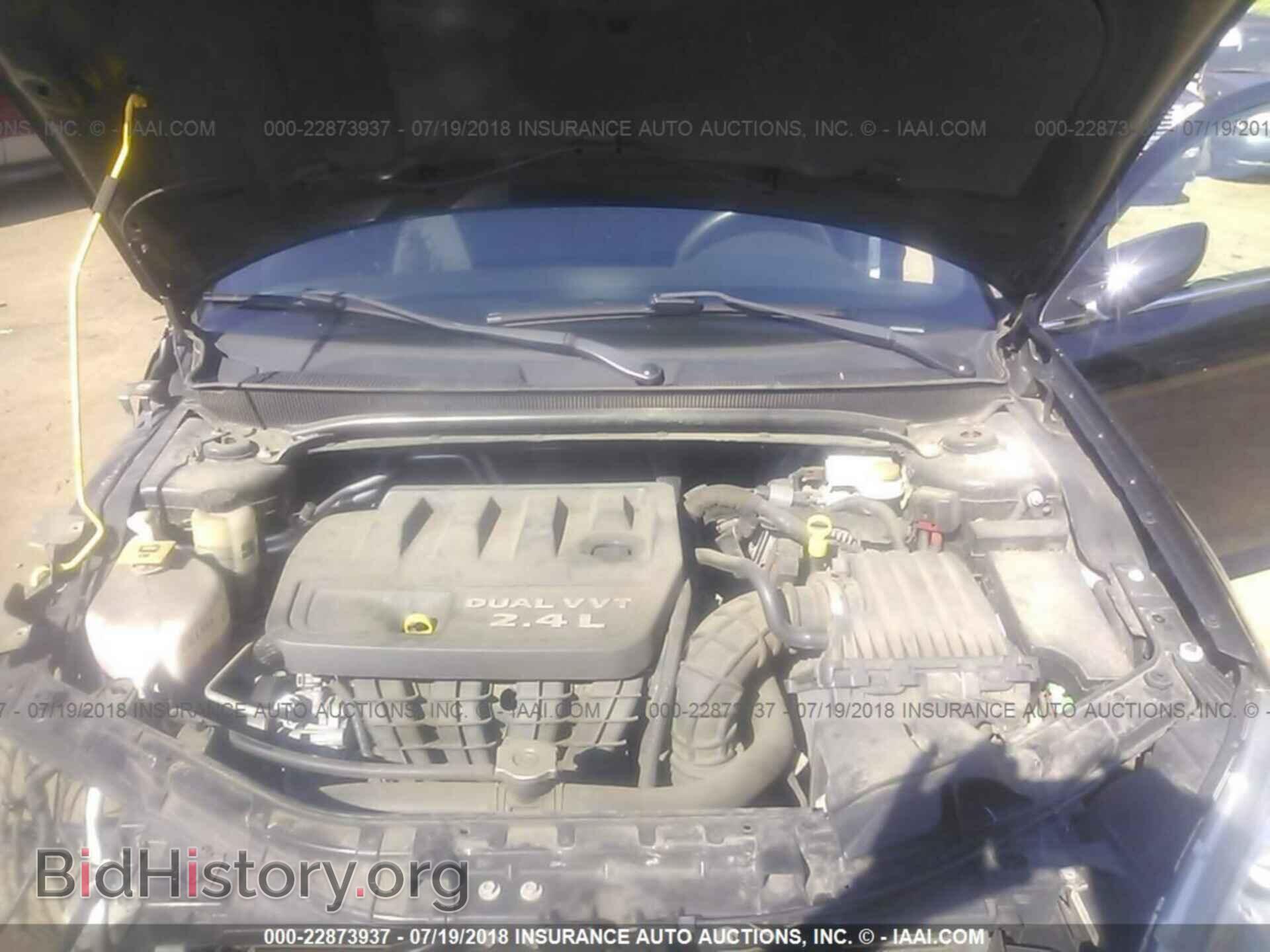 2013 Chrysler 200 - VIN: 1C3CCBAB3DN763398 - Фото 10
