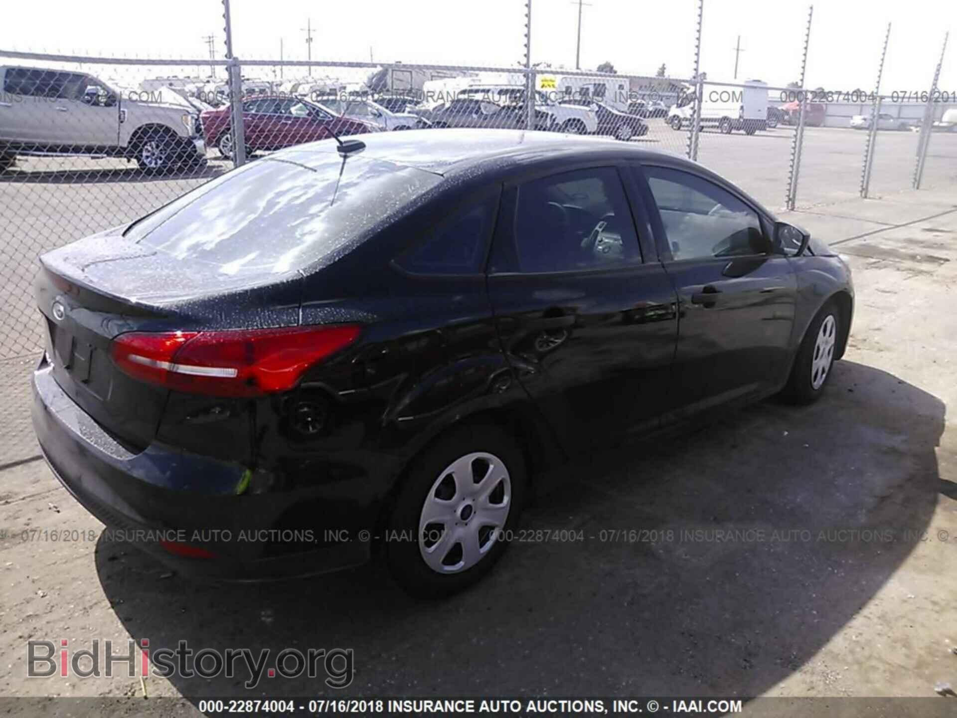 2018 Ford Focus - VIN: 1FADP3E29JL222776 - Фото 4