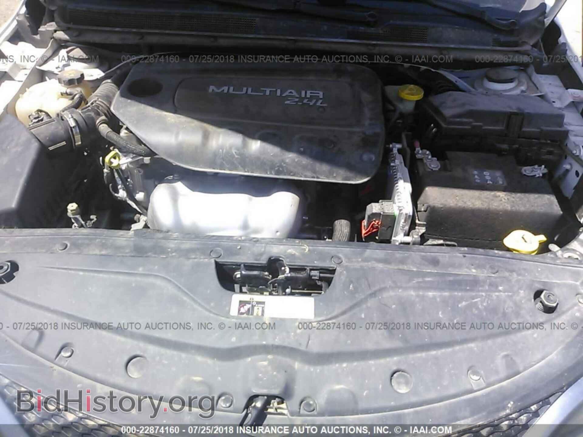 2016 Chrysler 200 - VIN: 1C3CCCAB7GN168967 - Photo 10