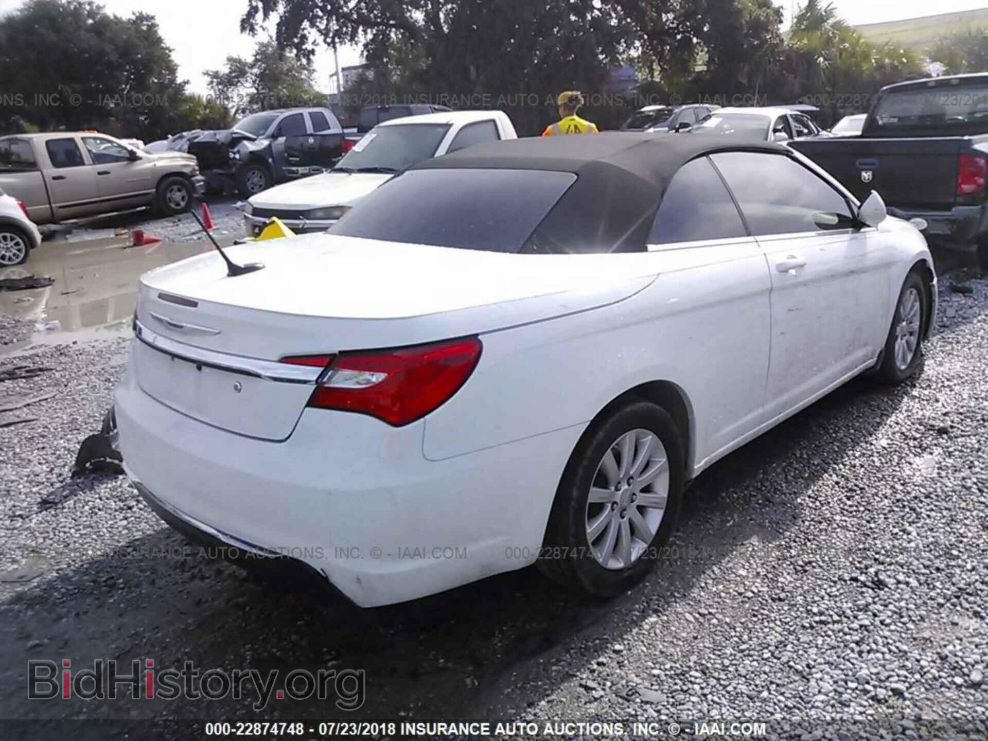 2012 Chrysler 200 - VIN: 1C3BCBEB4CN218590 - Фото 4