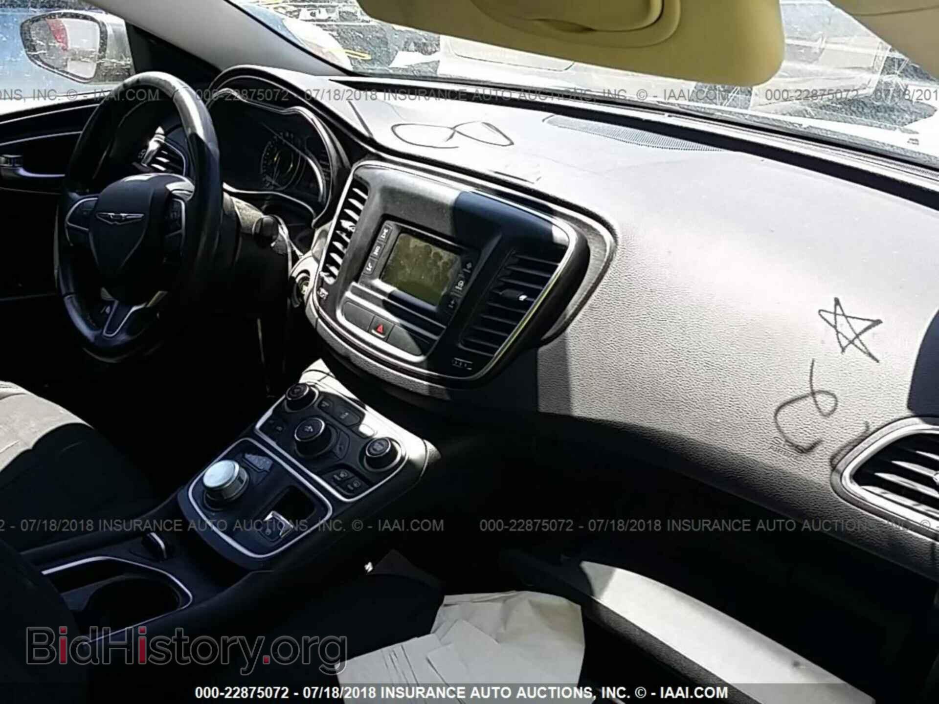2015 Chrysler 200 - VIN: 1C3CCCAB4FN619402 - Photo 5