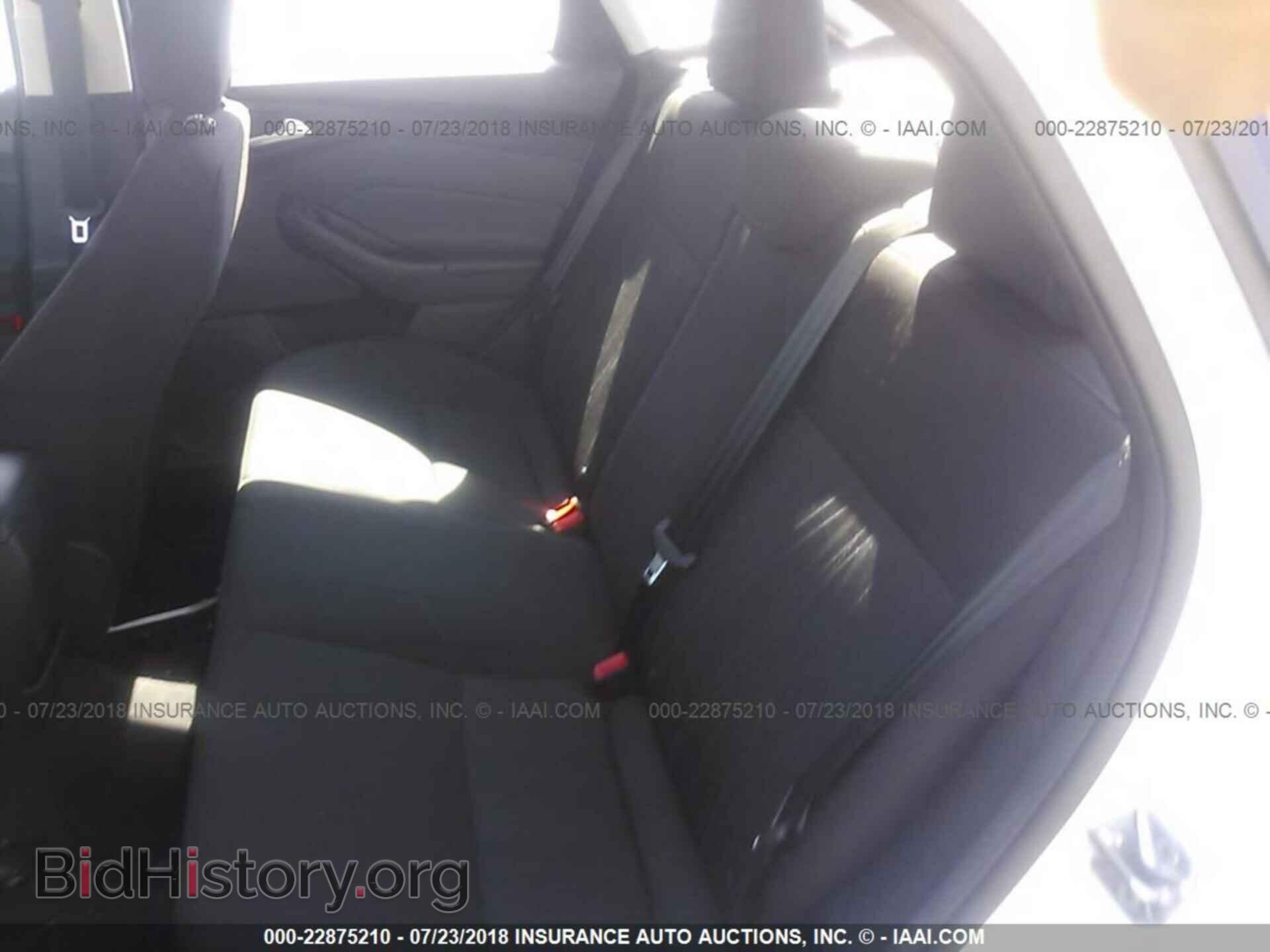 2017 Ford Focus - VIN: 1FADP3F2XHL209107 - Фото 8