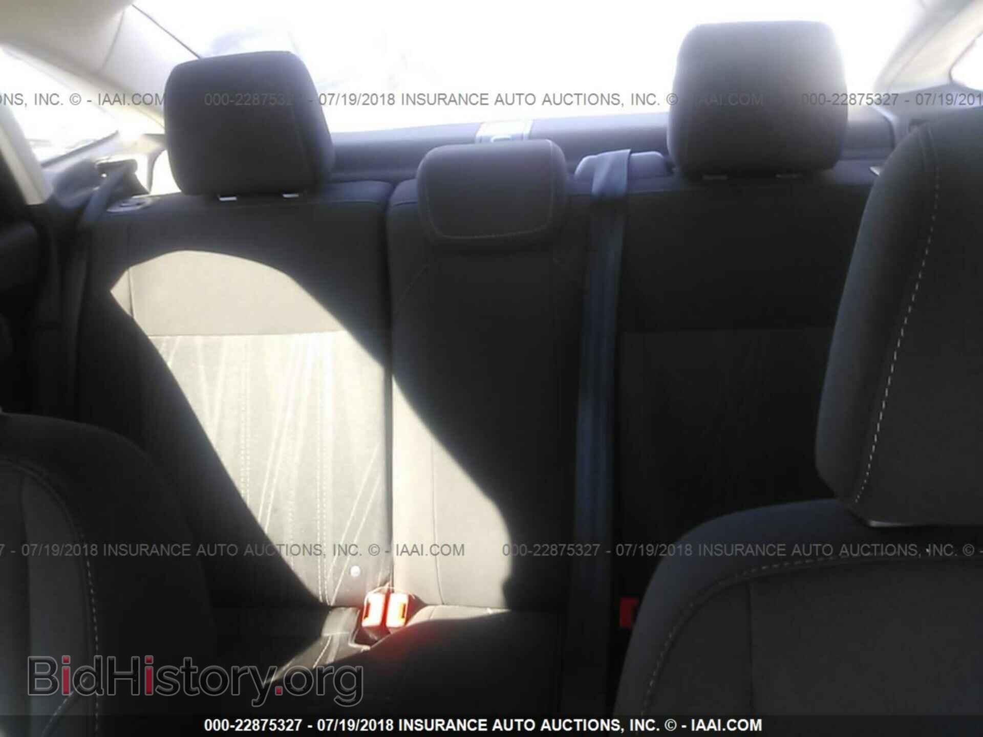 2016 Ford Focus - VIN: 1FADP3F2XGL240727 - Photo 8