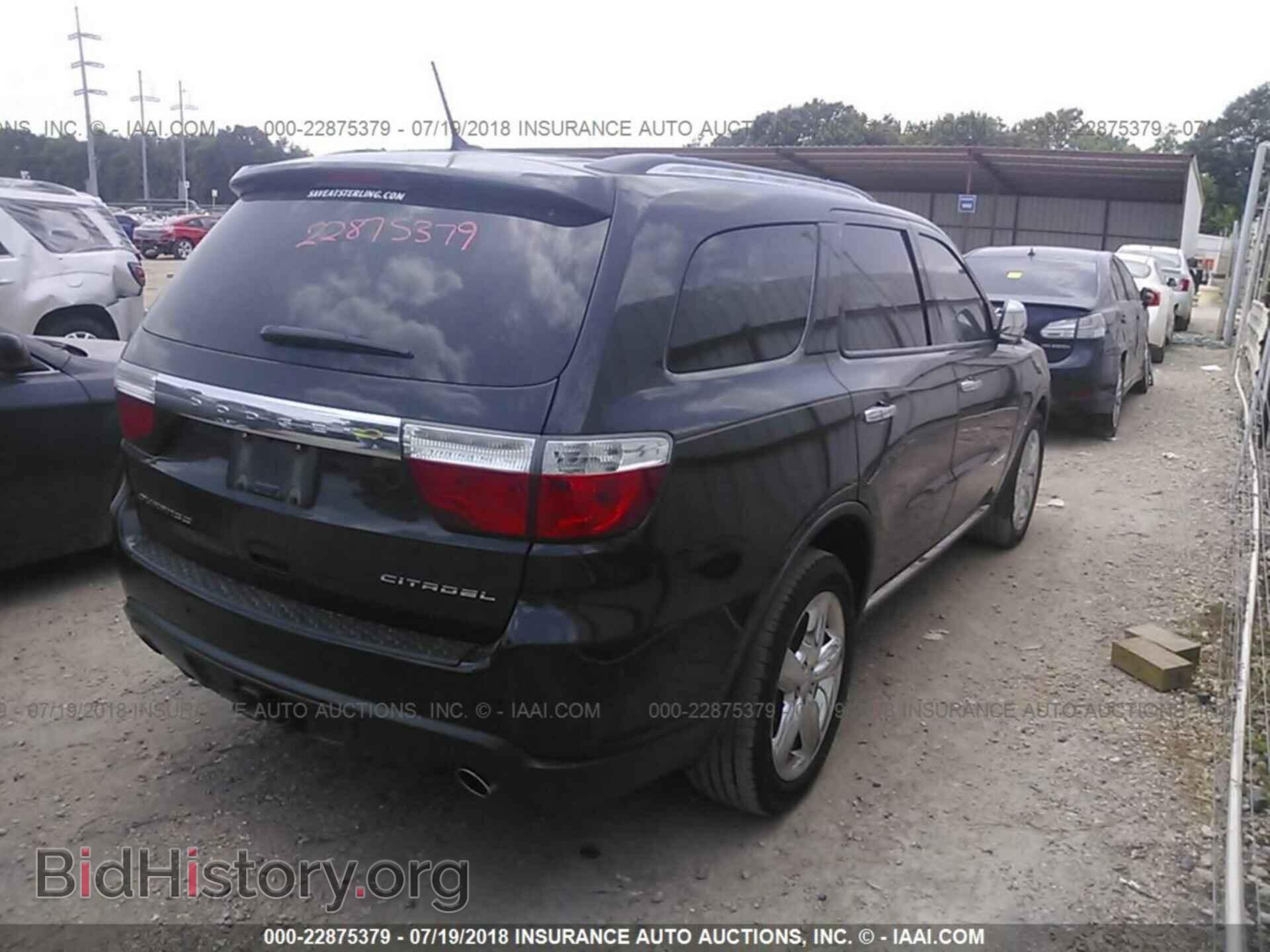 2011 Dodge Durango - VIN: 1D4SD5GT2BC688372 - Photo 4