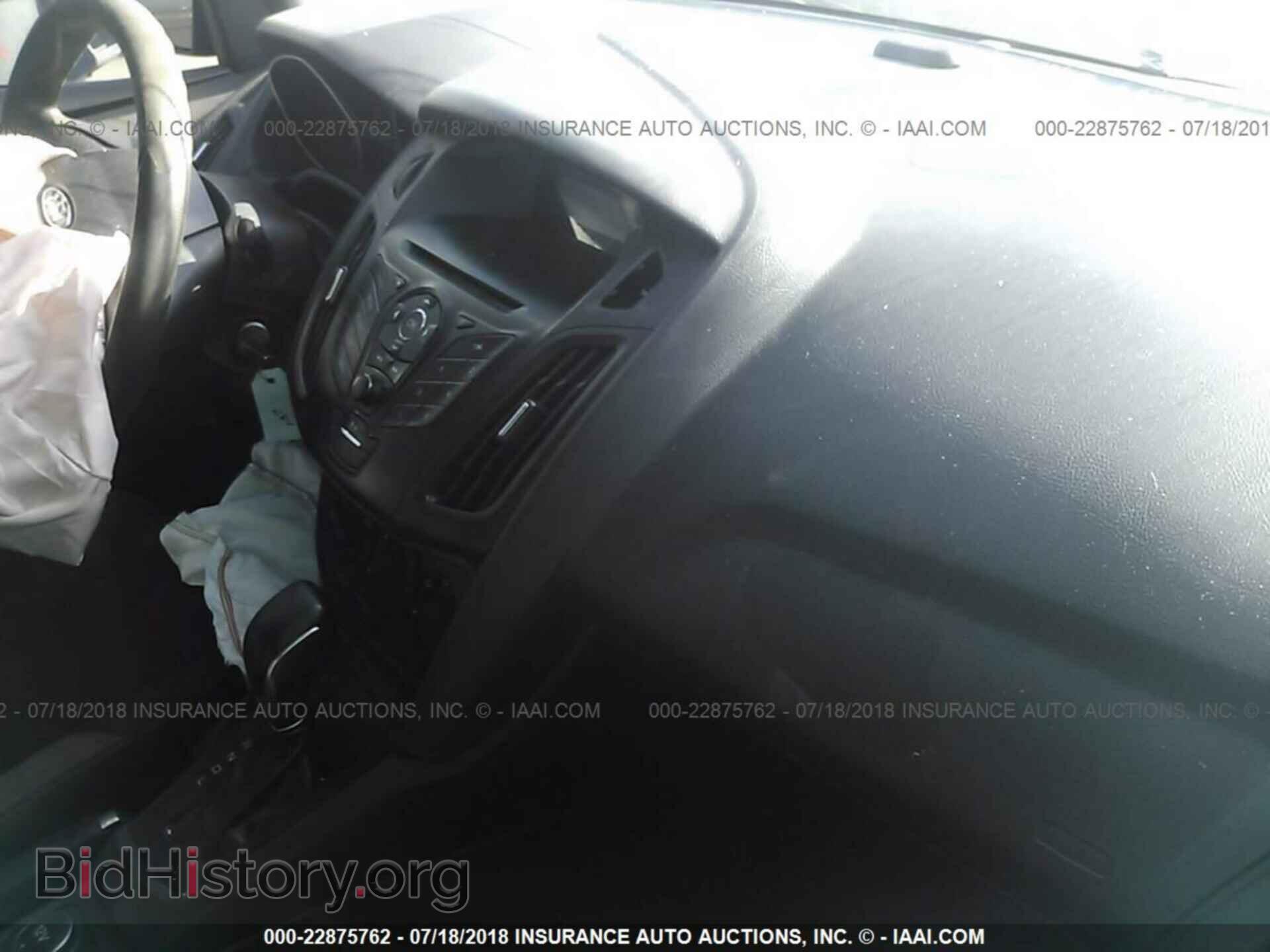 2014 Ford Focus - VIN: 1FADP3E27EL311252 - Photo 5