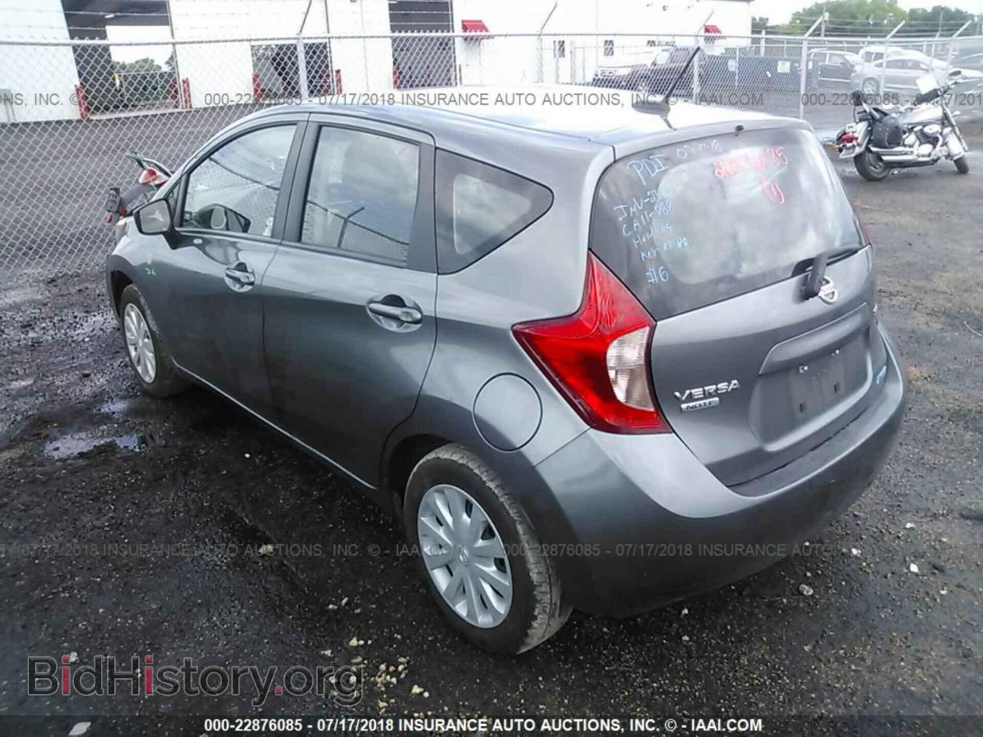 2016 Nissan Versa note - VIN: 3N1CE2CP6GL384689 - Photo 3