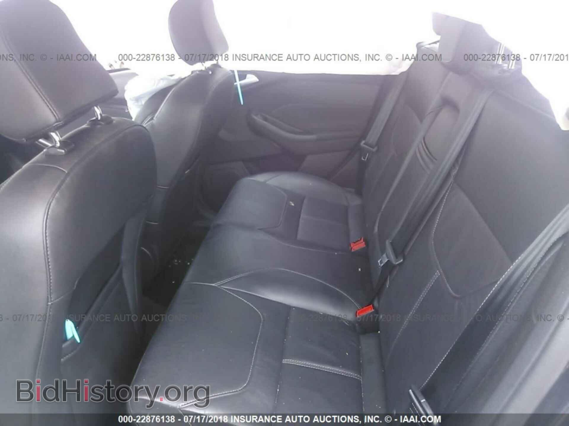 2016 Ford Focus - VIN: 1FADP3K28GL302499 - Фото 8