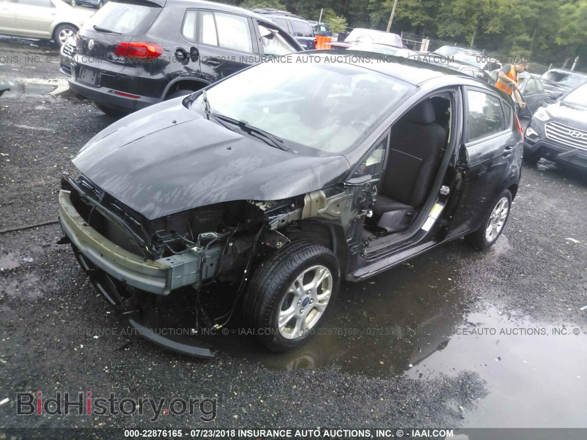 2014 Ford Fiesta - VIN: 3FADP4EJ6EM125570 - Photo 2