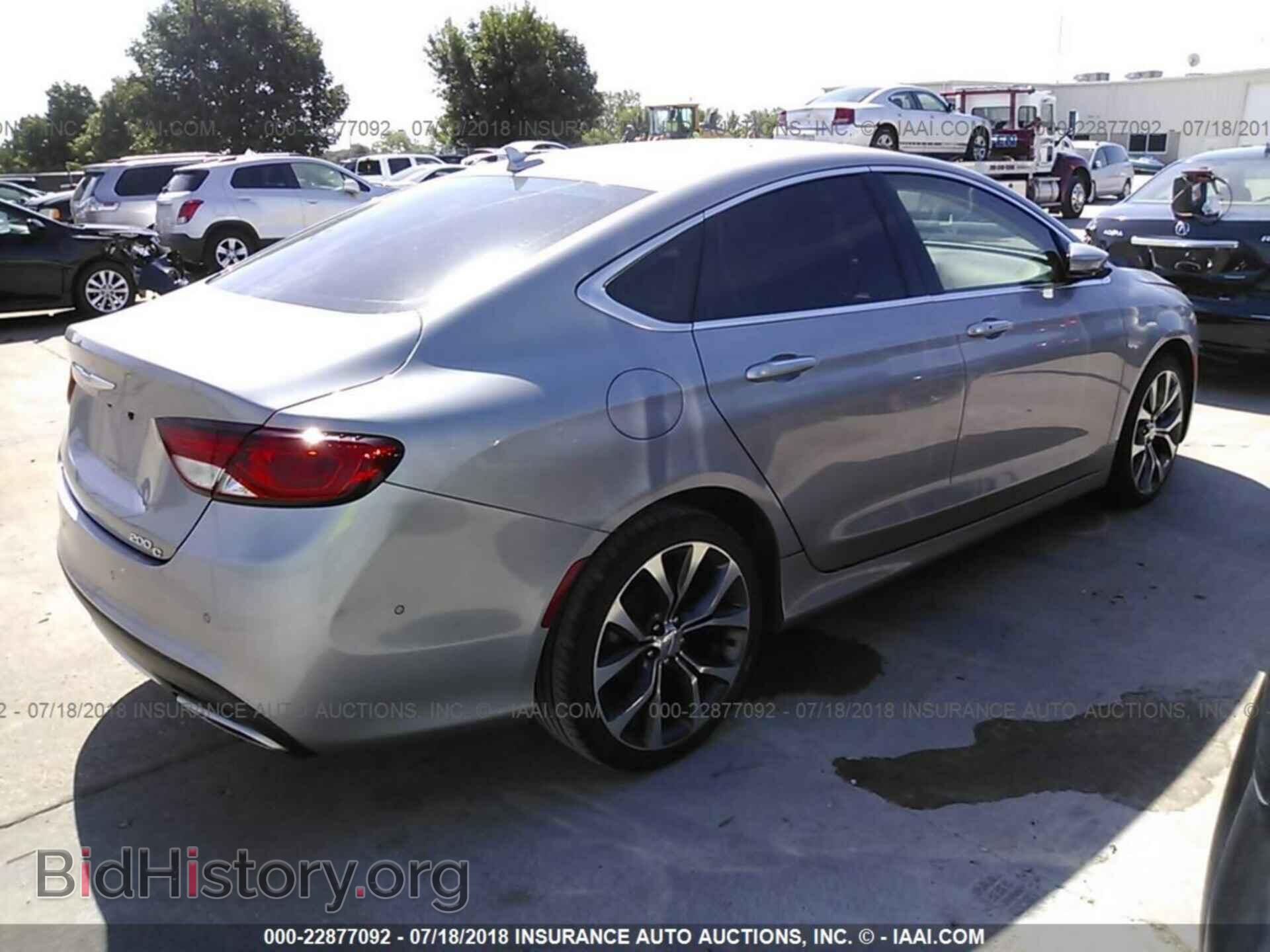 2015 Chrysler 200 - VIN: 1C3CCCCG6FN509704 - Фото 4