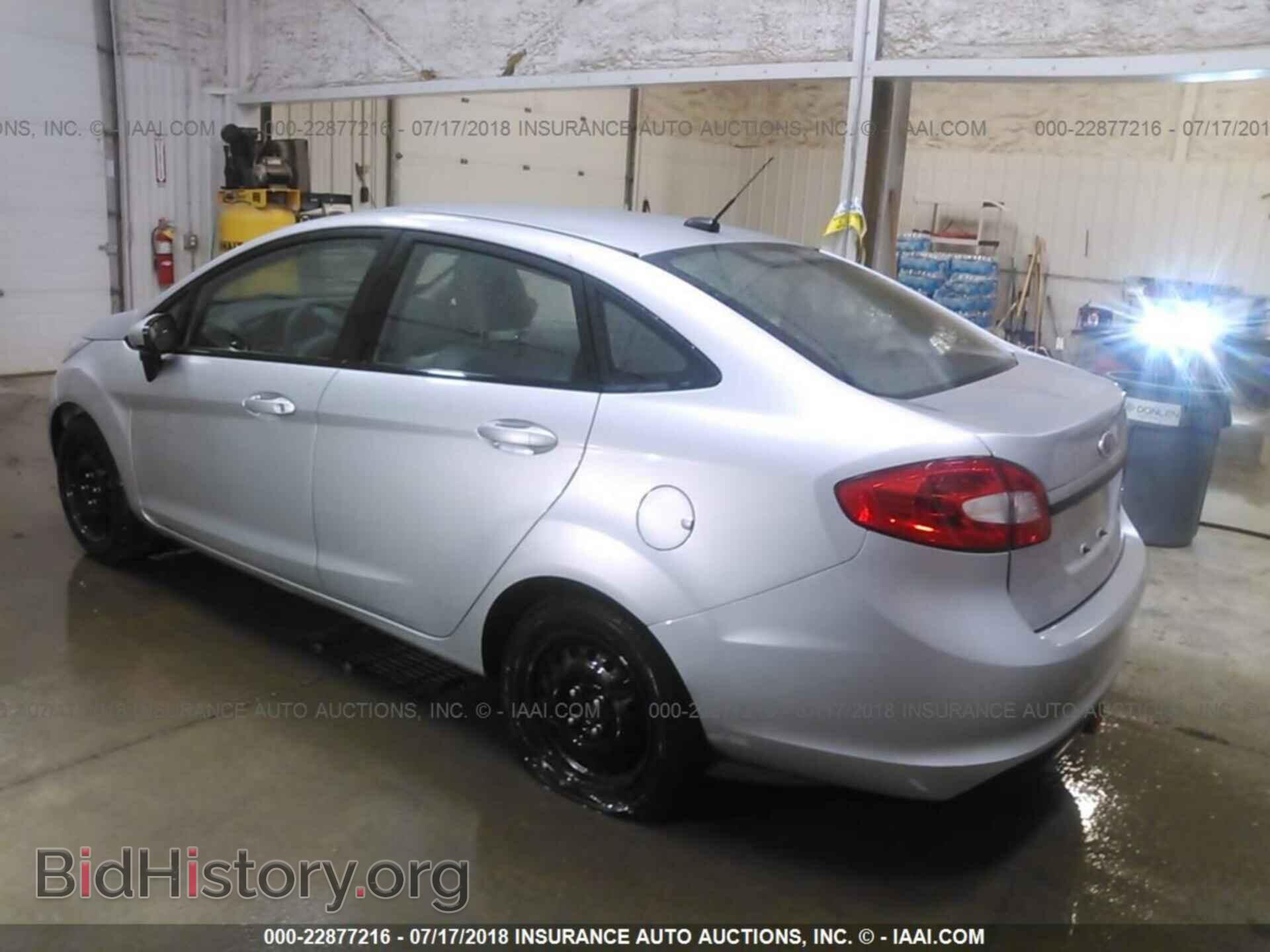 2012 Ford Fiesta - VIN: 3FADP4AJ9CM147470 - Фото 3