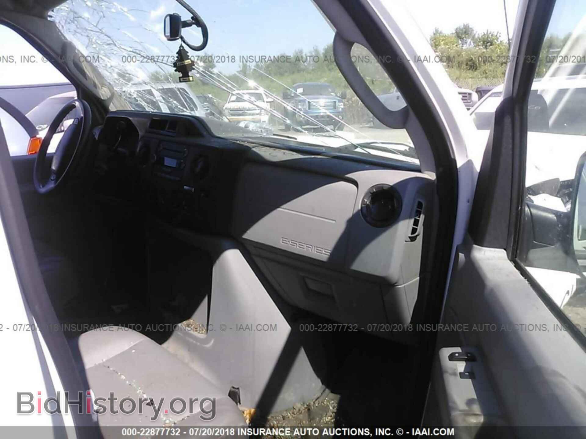 2012 Ford Econoline - VIN: 1FTNE1EL2CDA36348 - Photo 5