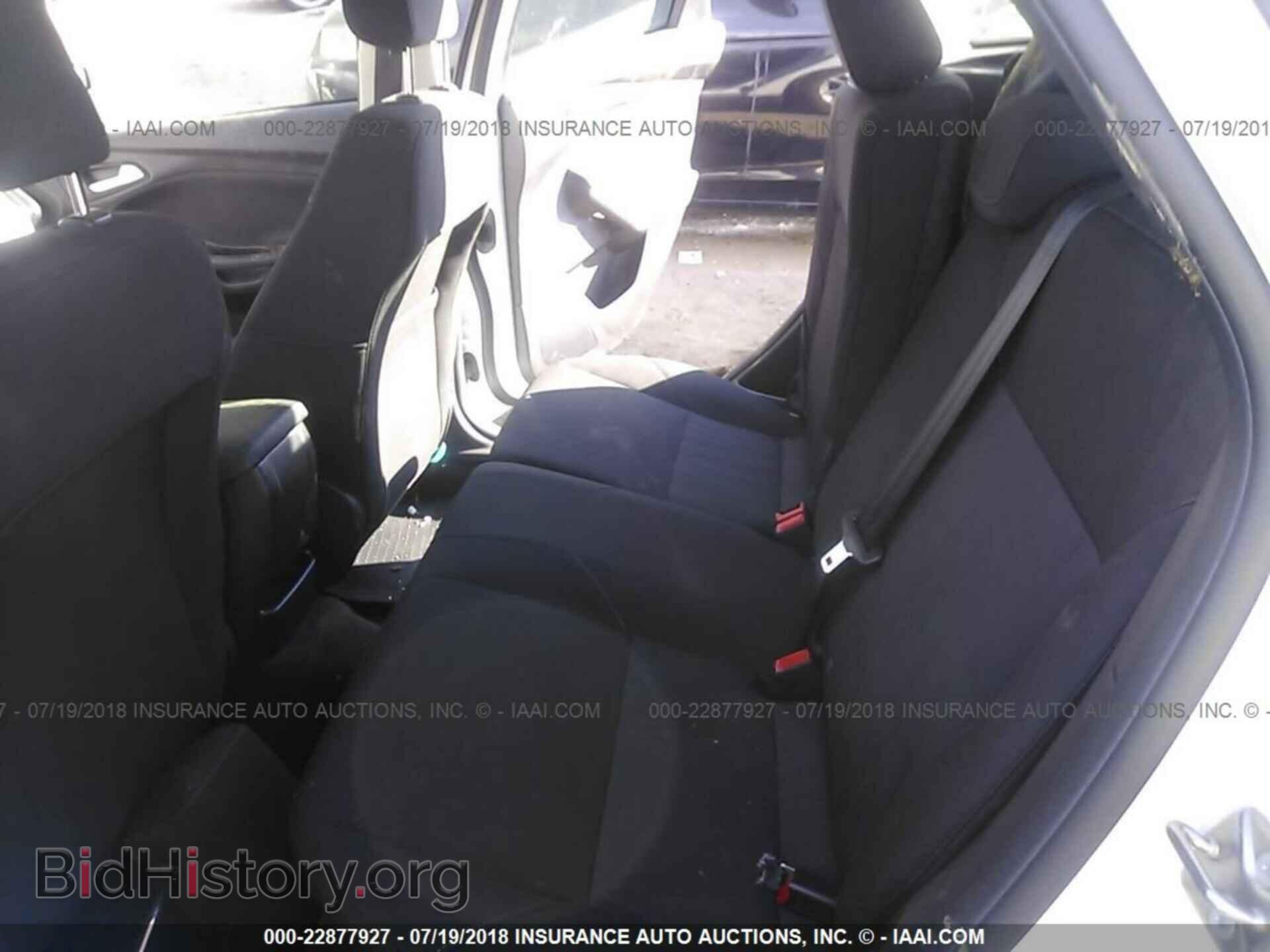 2018 Ford Focus - VIN: 1FADP3K29JL242756 - Photo 8