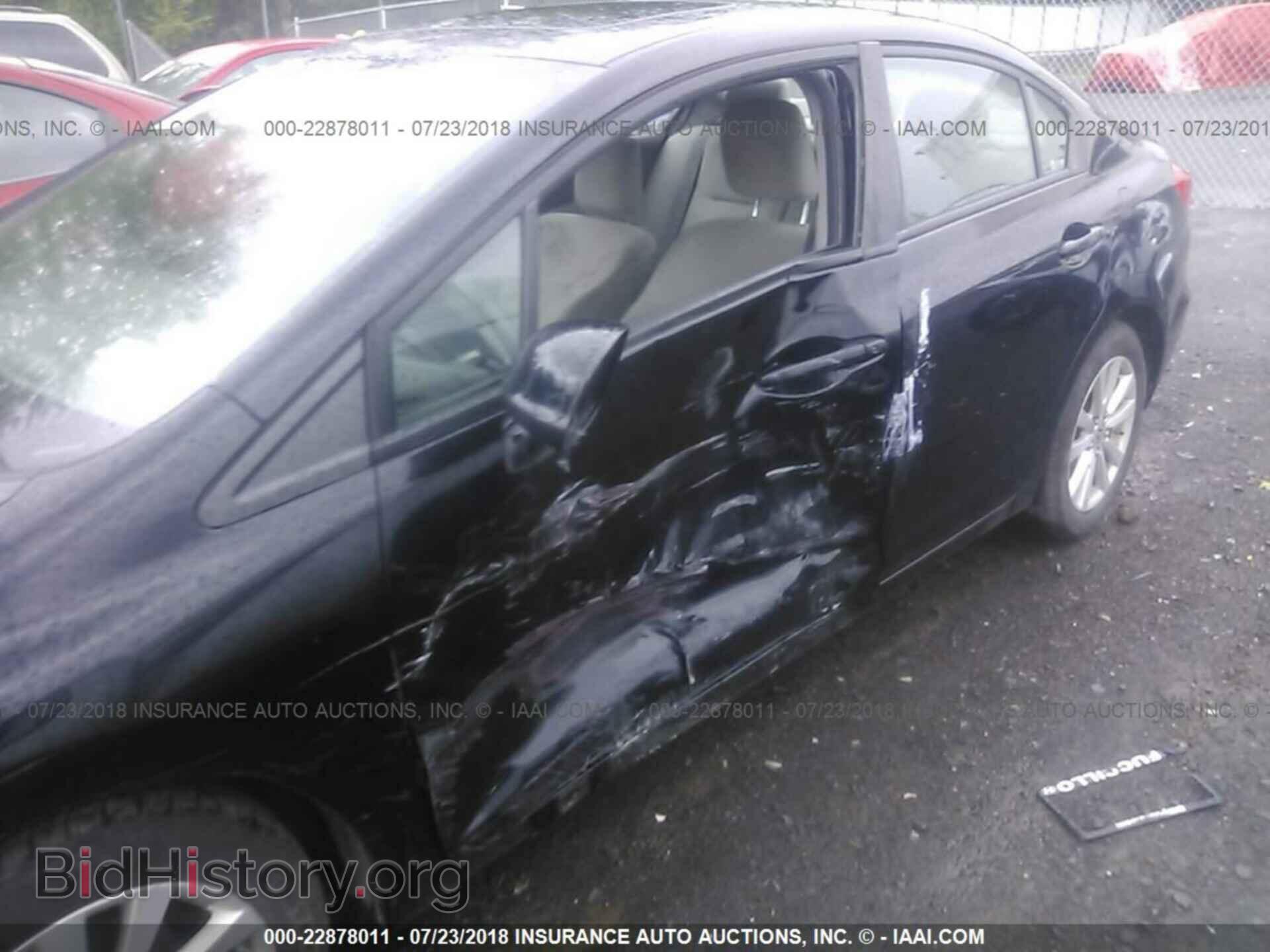 2012 Honda CIVIC (VIN 2HGFB2F83CH555720) — photo 6 of 10