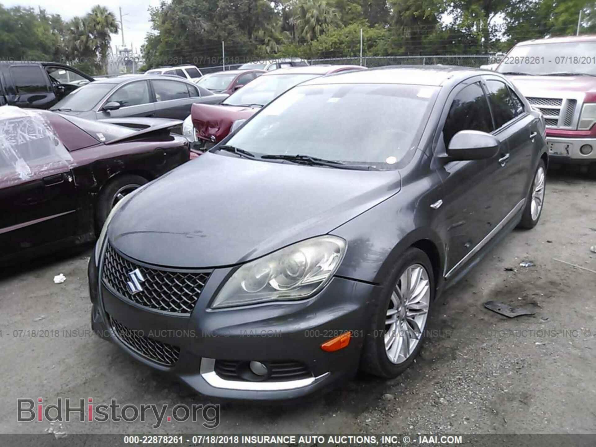 2012 Suzuki Kizashi - VIN: JS2RF9A86C6100321 - Photo 6