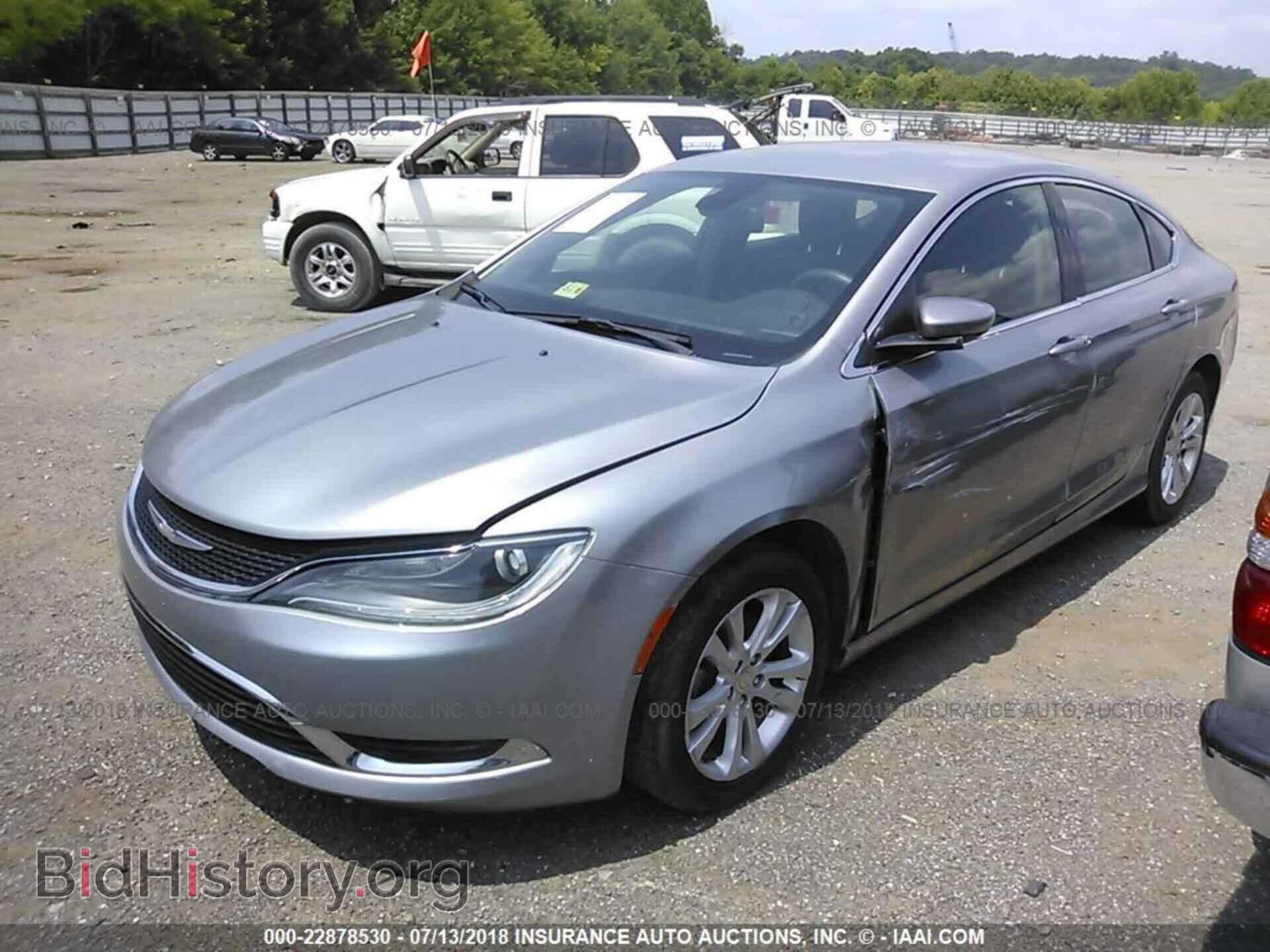 2015 Chrysler 200 - VIN: 1C3CCCAB7FN637036 - Photo 2