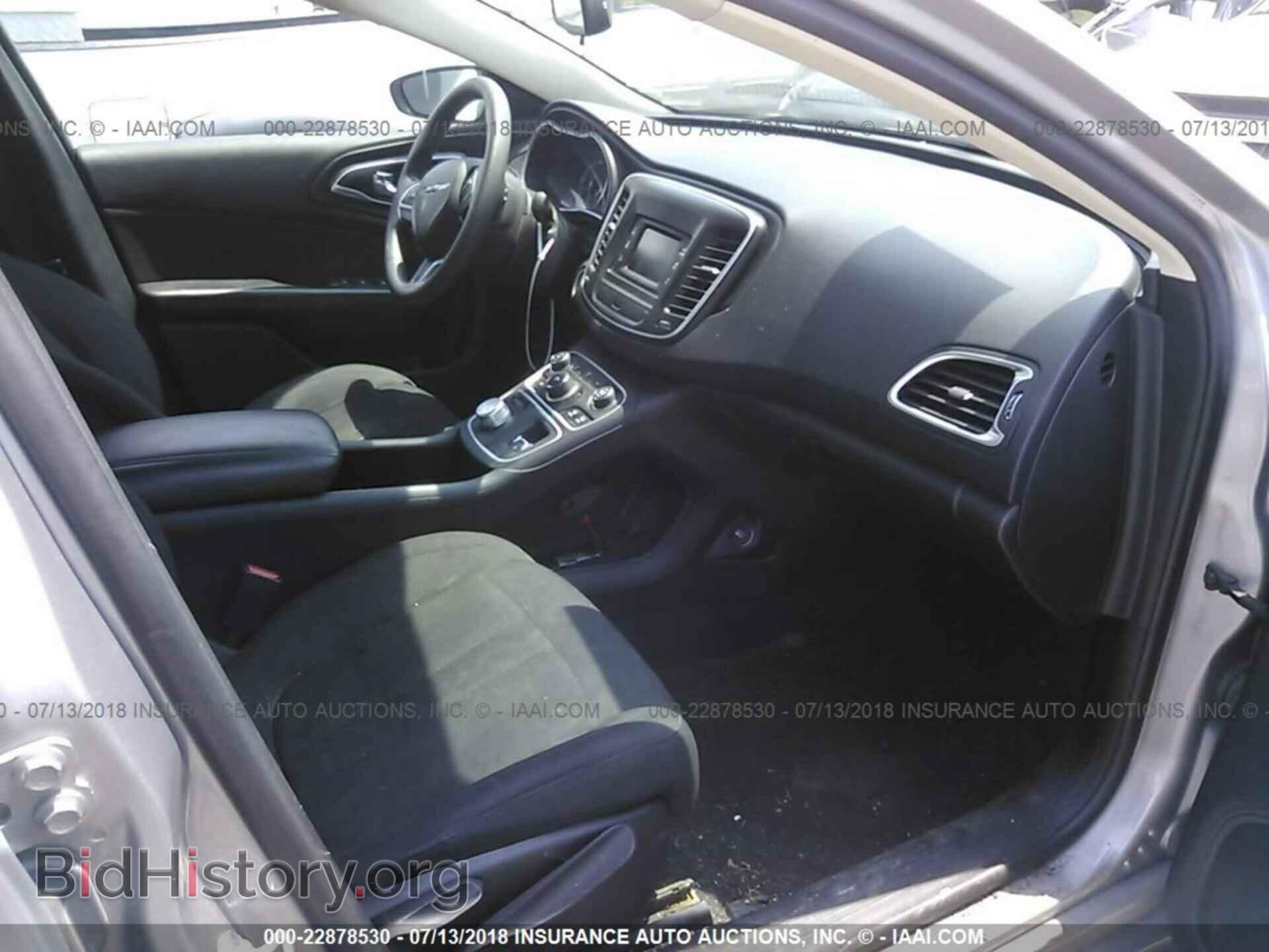 2015 Chrysler 200 - VIN: 1C3CCCAB7FN637036 - Photo 5