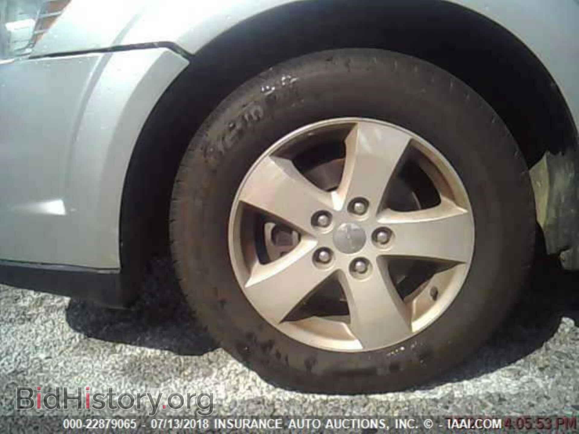 2011 Dodge Journey - VIN: 3D4PH1FG6BT567906 - Фото 4