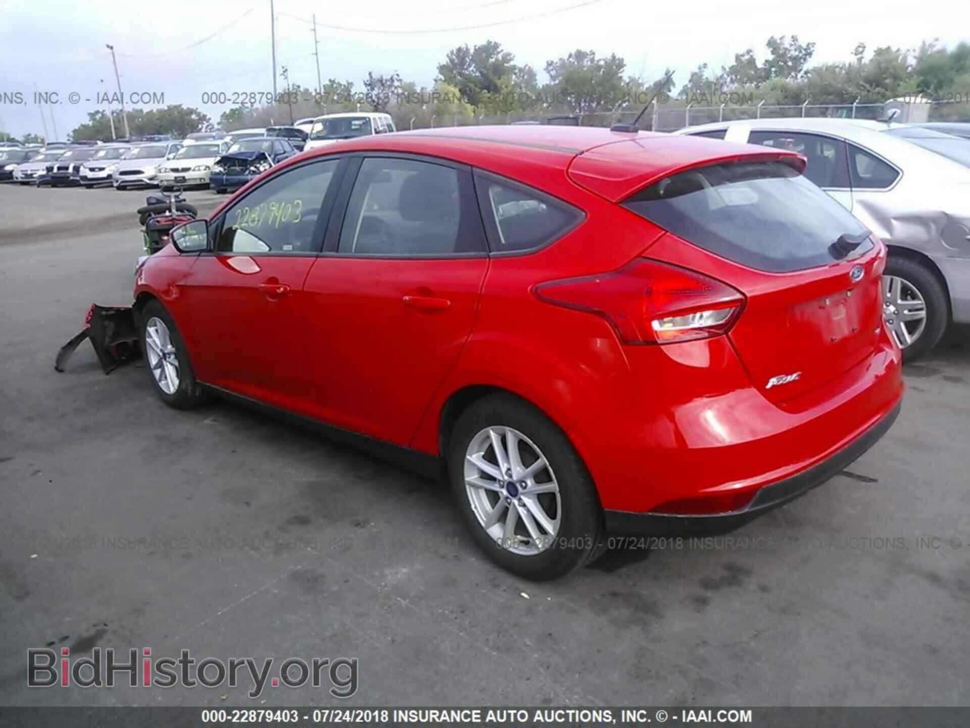 2017 Ford Focus - VIN: 1FADP3K26HL340203 - Photo 3