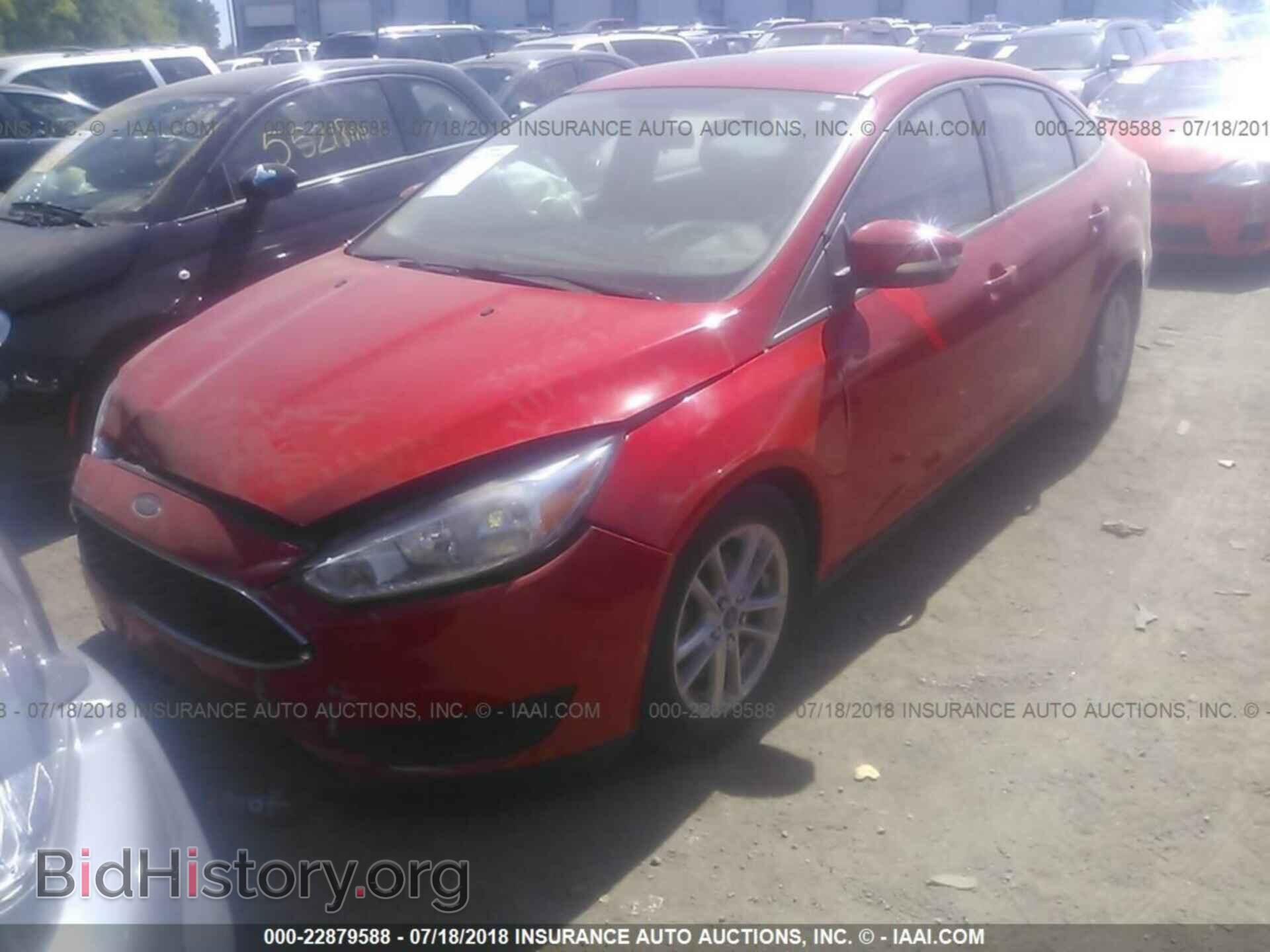2016 Ford Focus - VIN: 1FADP3F2XGL263909 - Photo 2