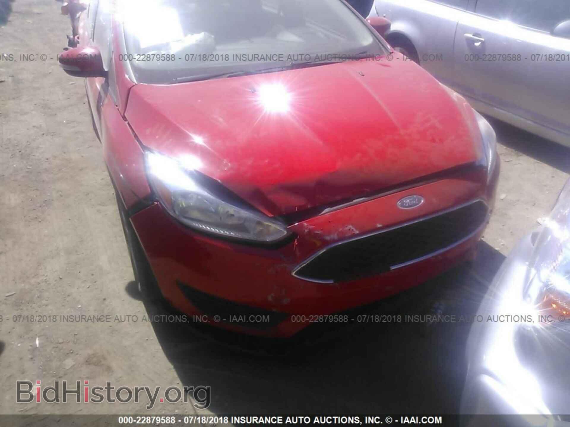 2016 Ford Focus - VIN: 1FADP3F2XGL263909 - Photo 6